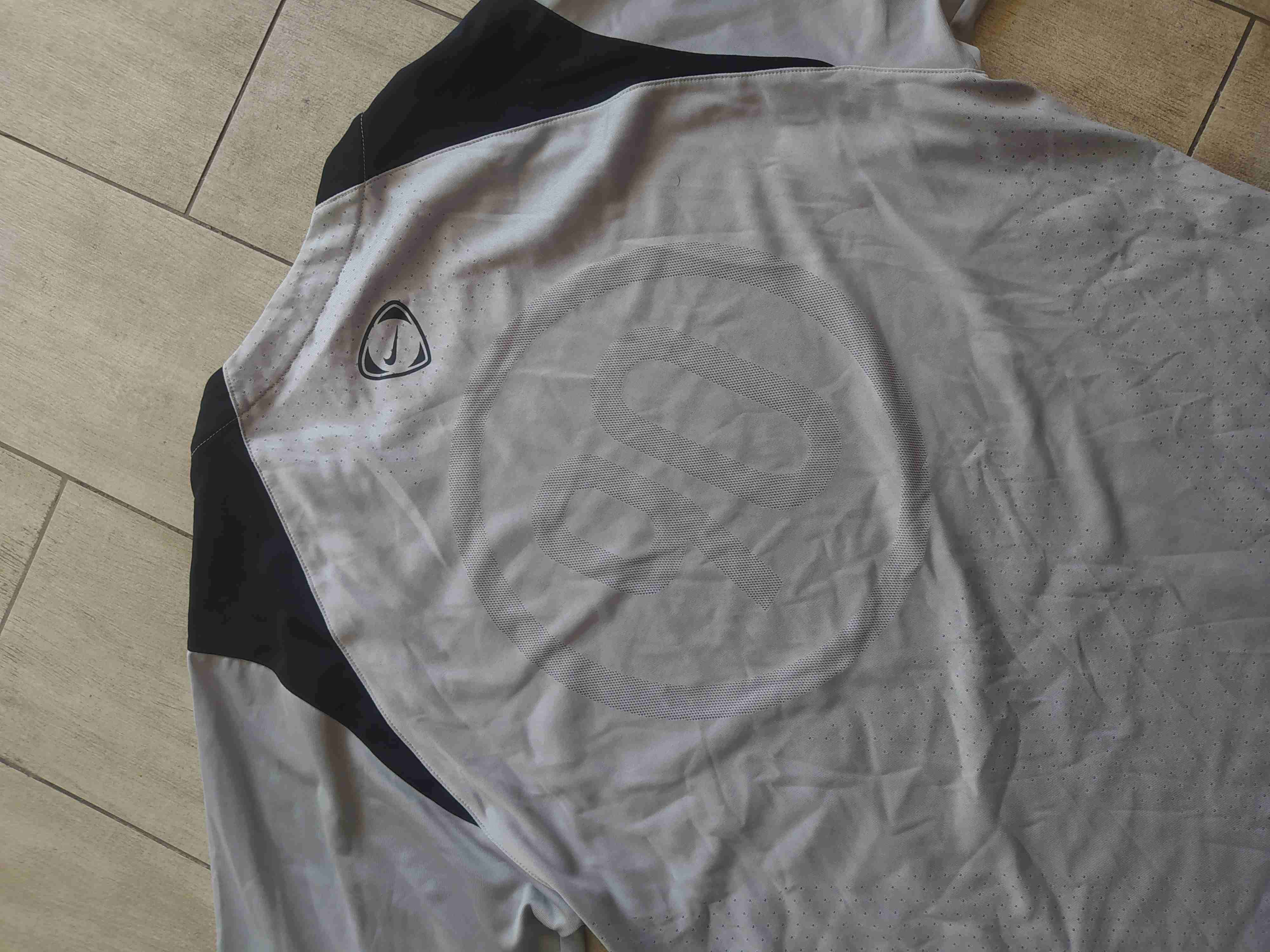 Polera deportiva Nike Total 90 - miniatura 4