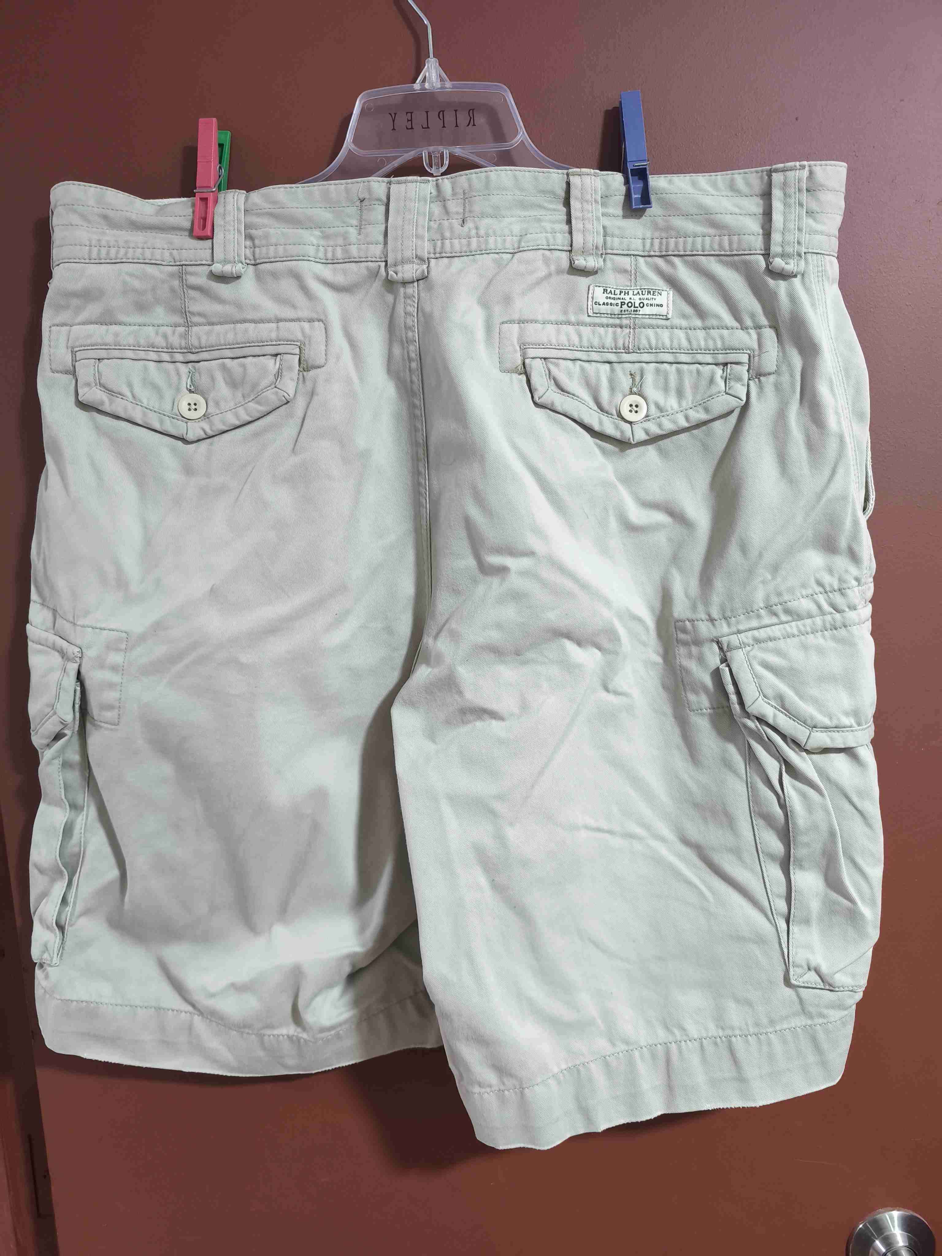 Bermudas cargo color caqui - miniatura 5