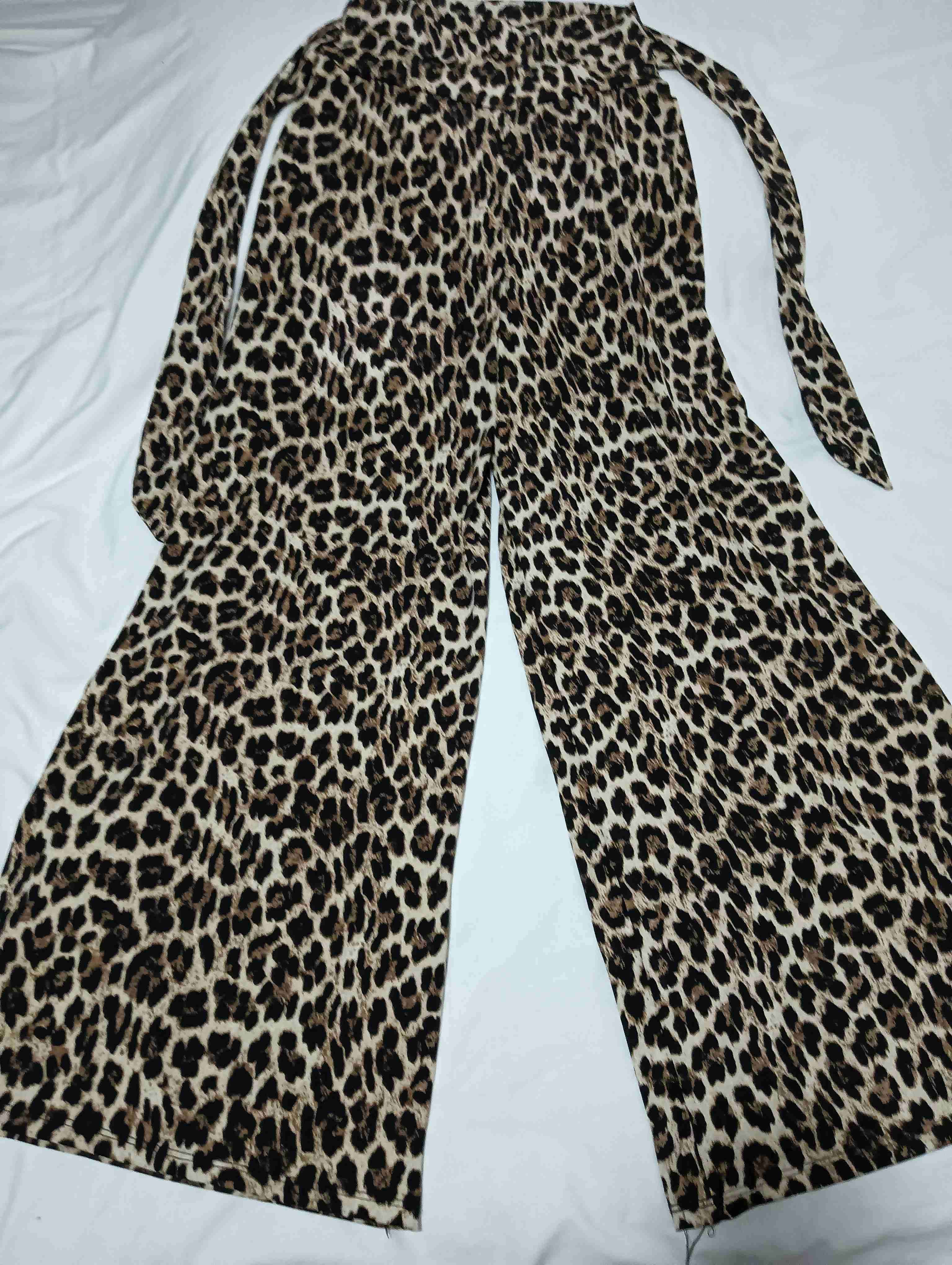 Trench beige con cinturón - miniatura 6