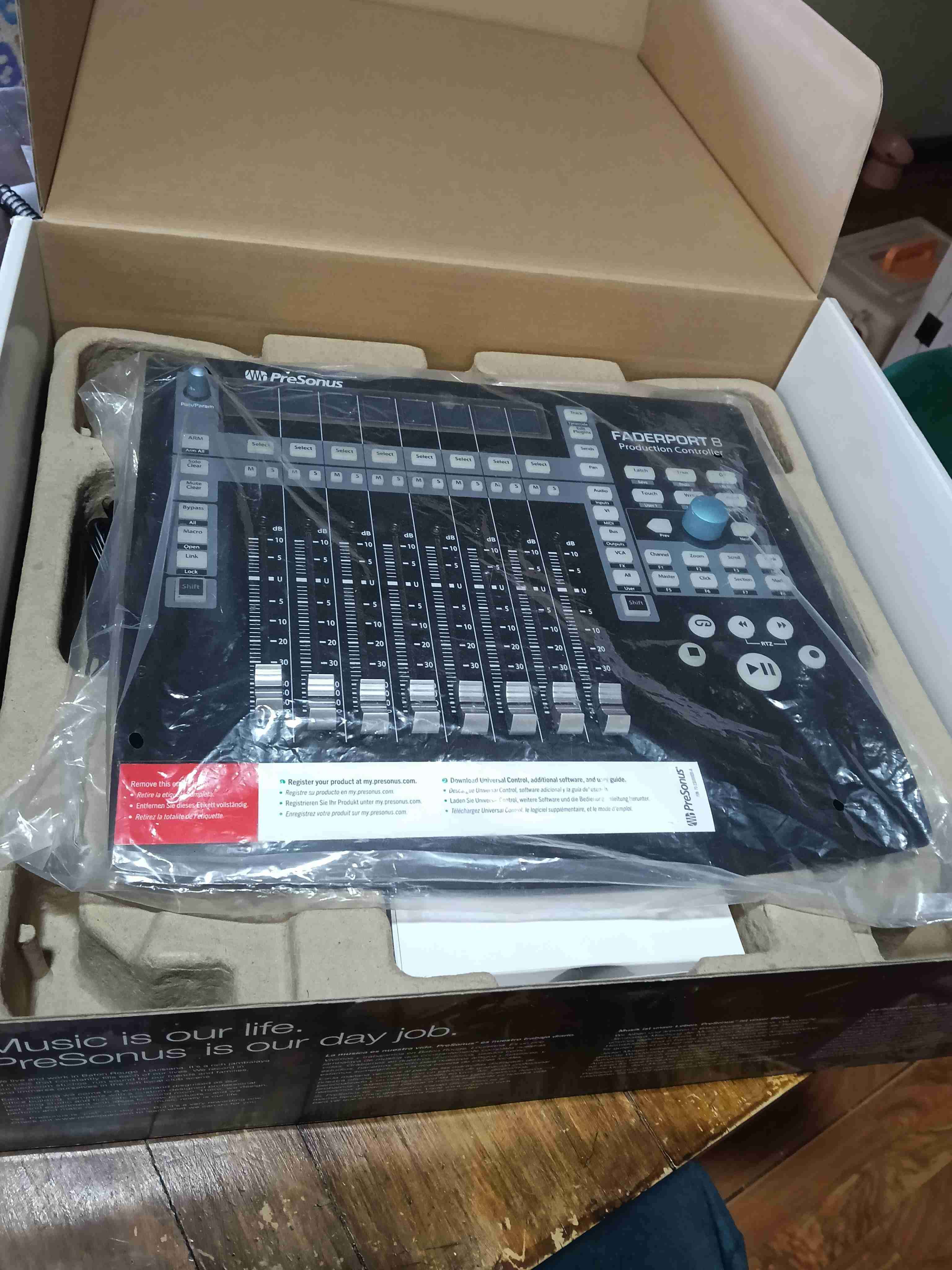 PRESONUS FADERPORT 8 - miniatura 2