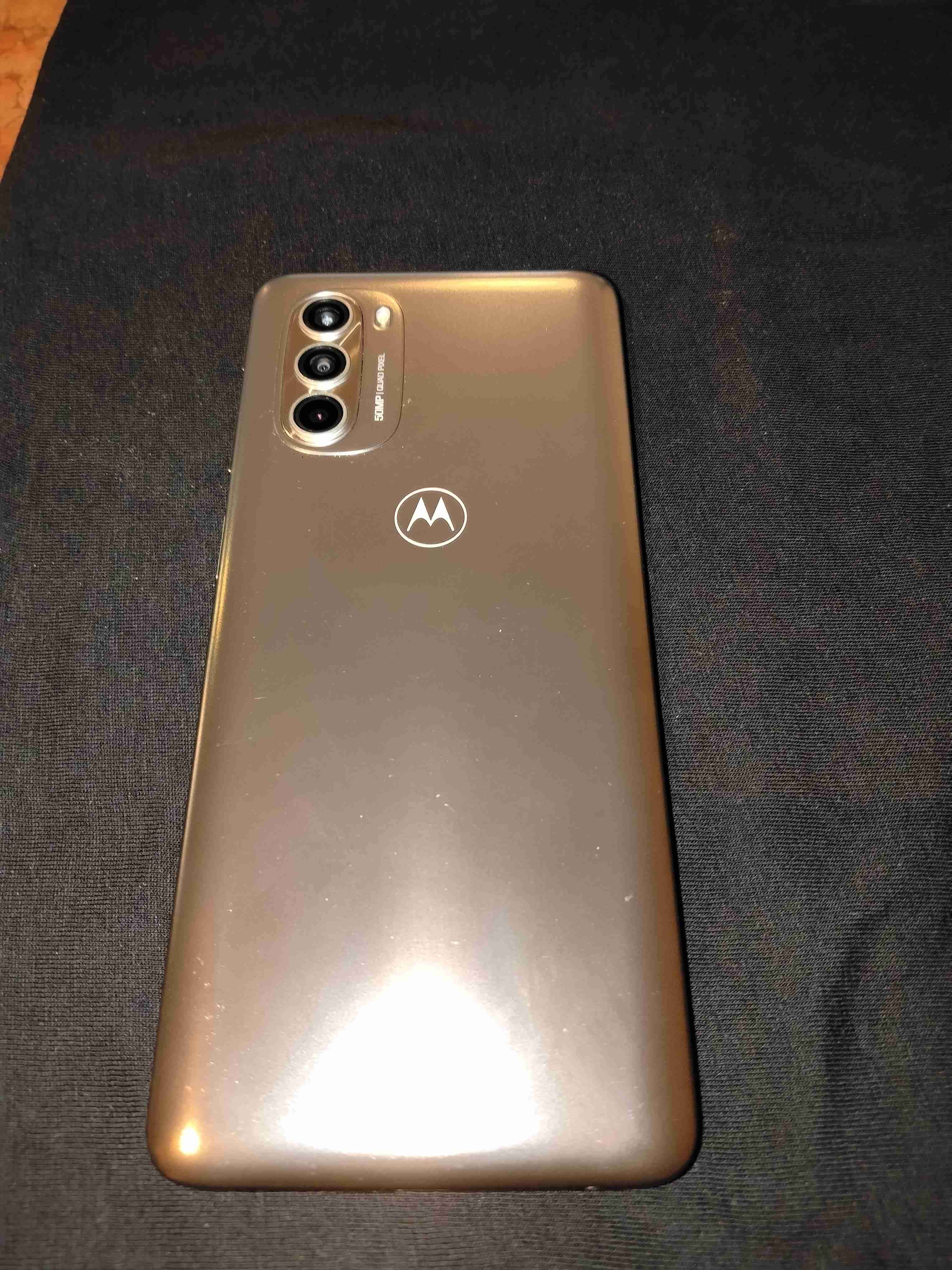 Smartphone Motorola g51 en buen estado - miniatura 5
