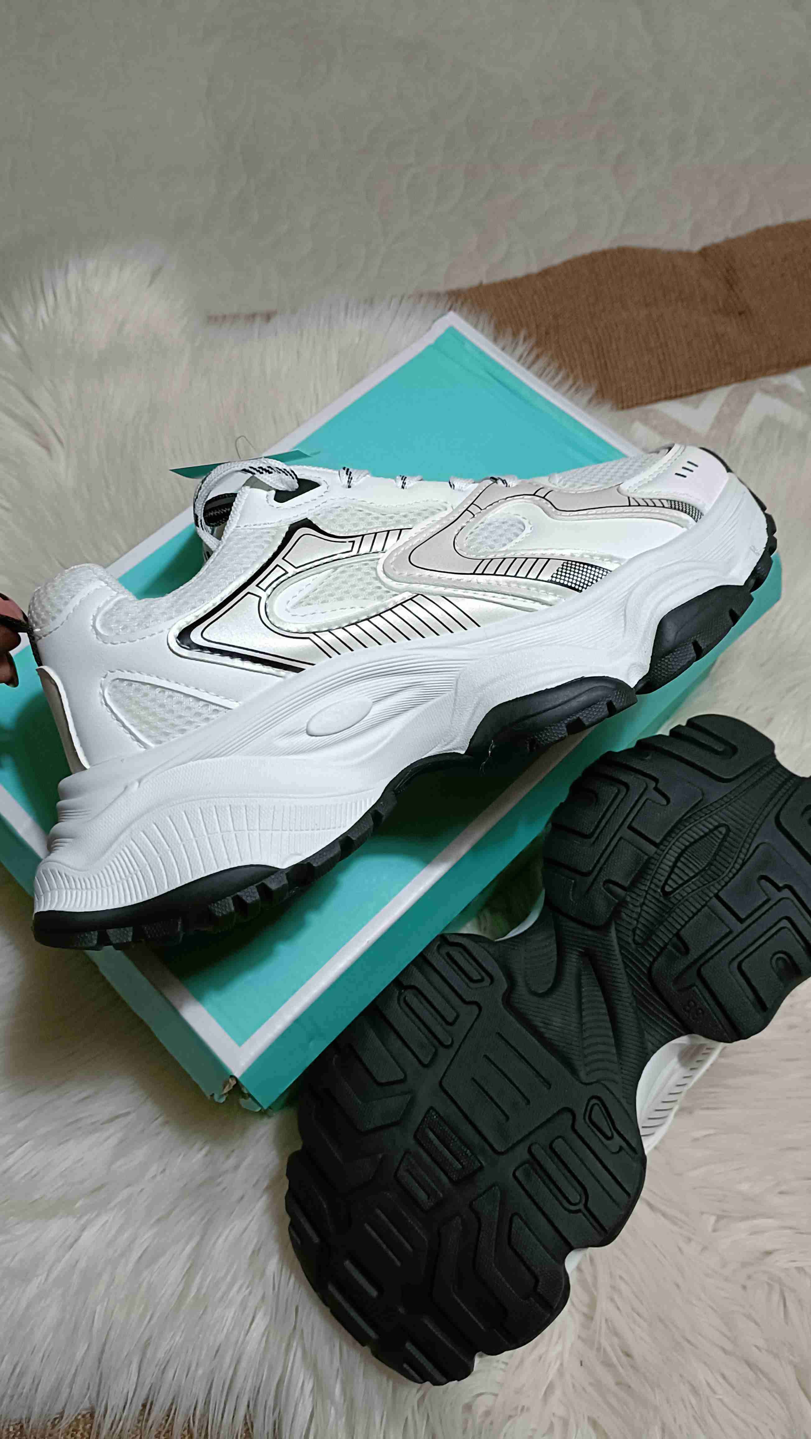 Zapatillas deportivas blancas - miniatura 3