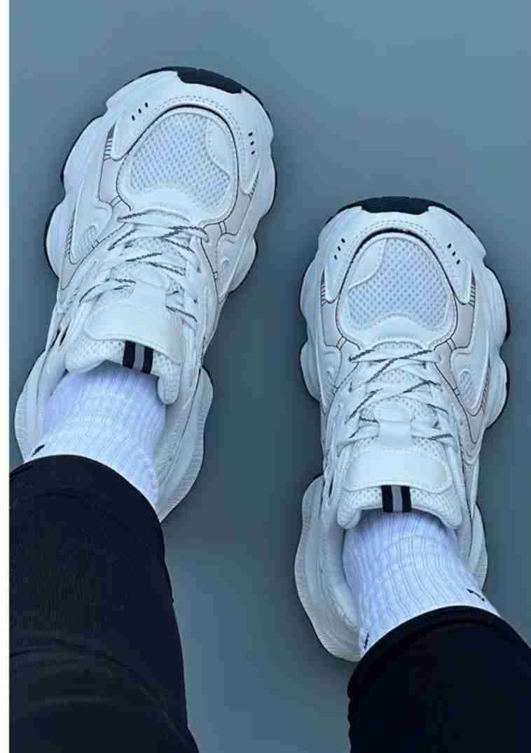 Zapatillas deportivas blancas - miniatura 4