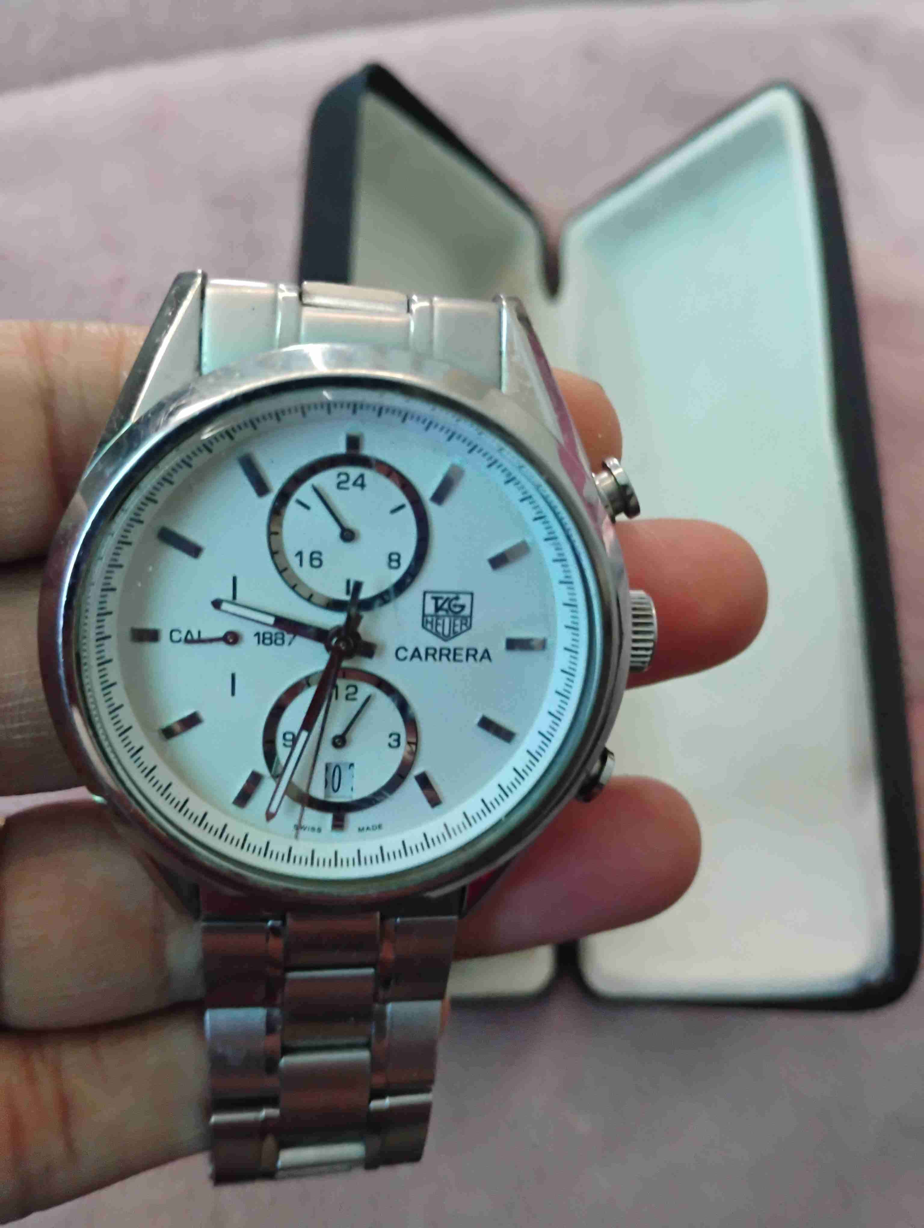 Reloj fino de pulsera plateado - miniatura 1