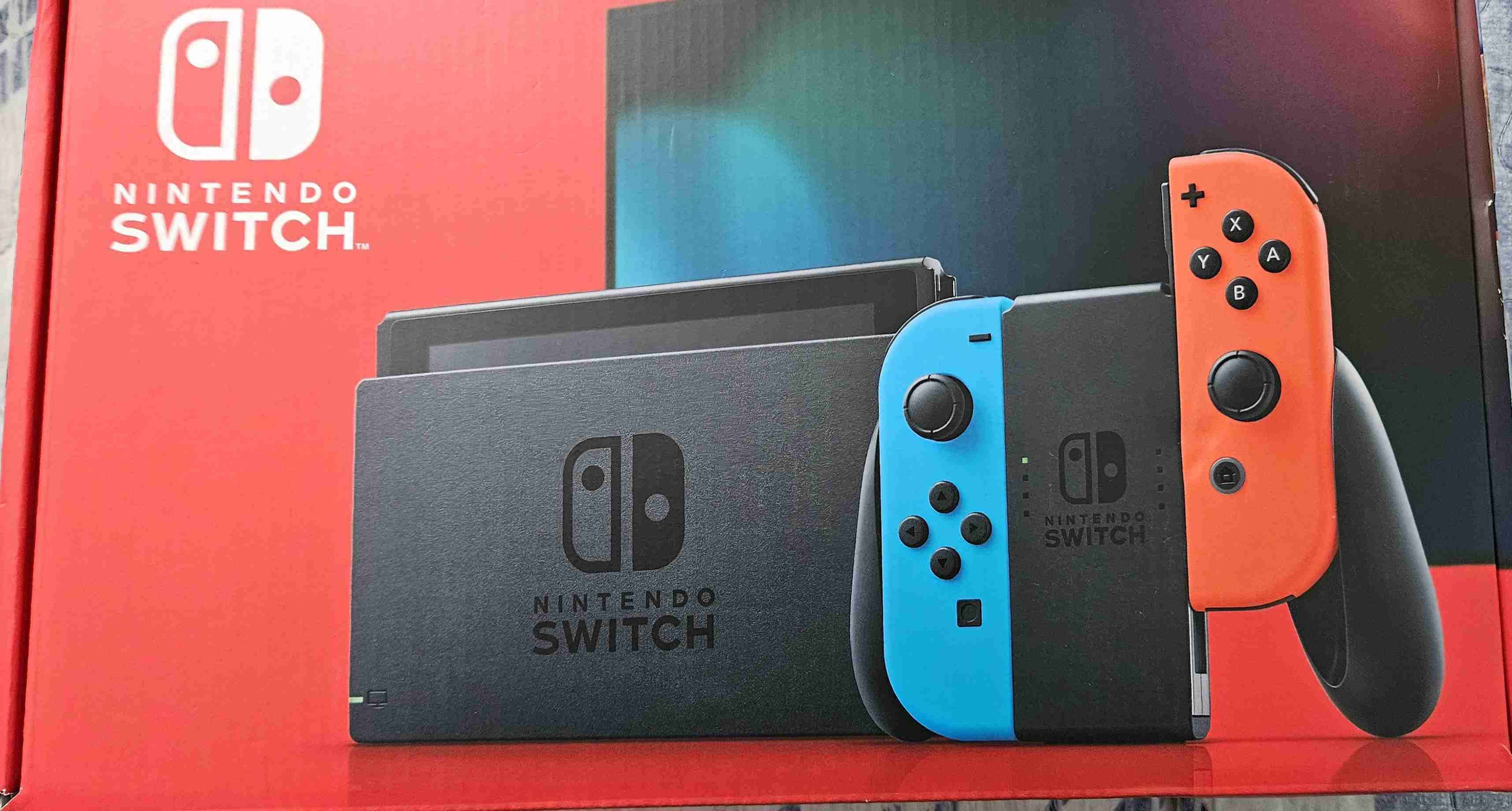 Consola Nintendo Switch impecable - miniatura 1