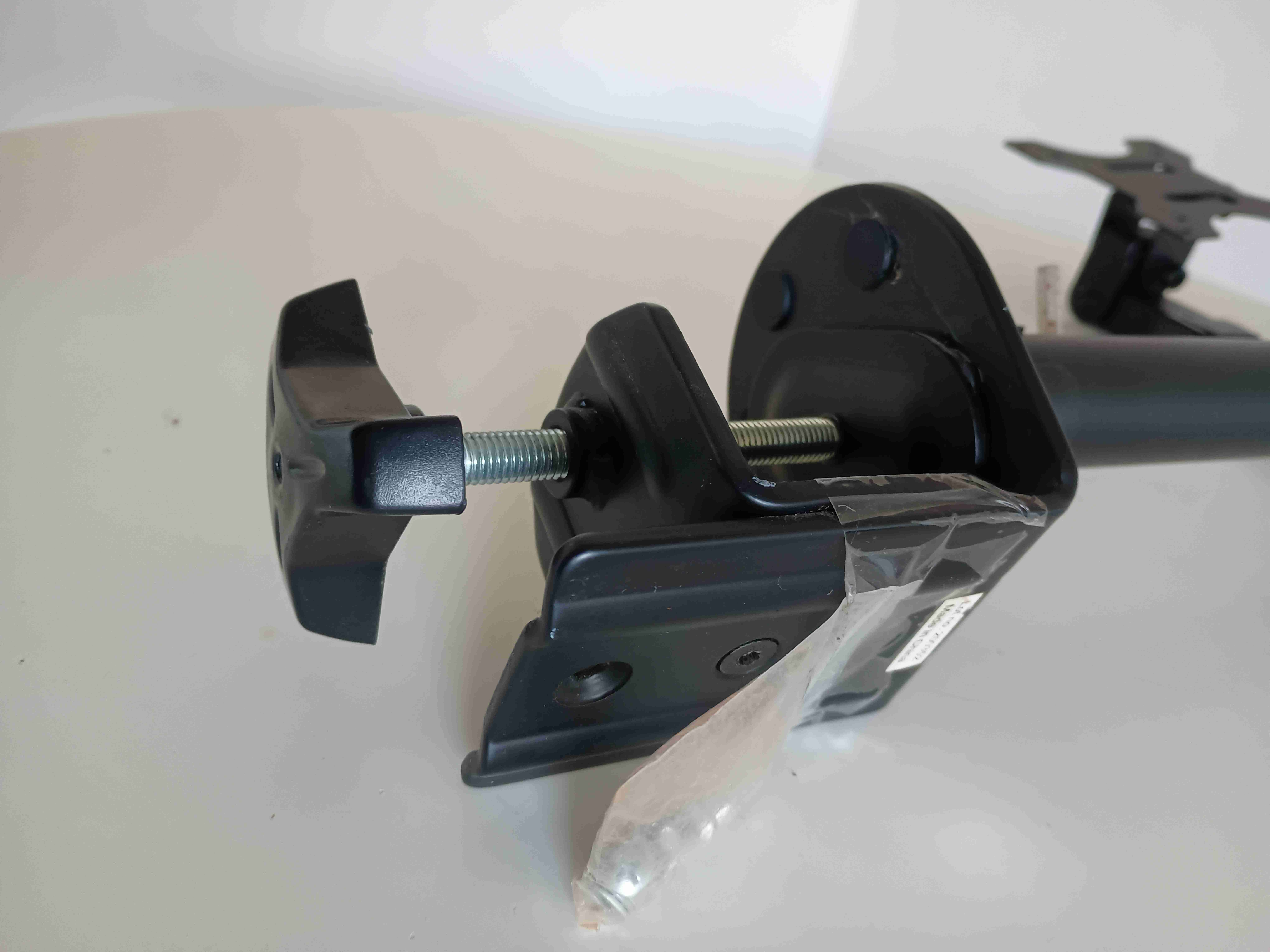 Soporte de Monitor Klip Xtreme (13" - 27") - miniatura 3