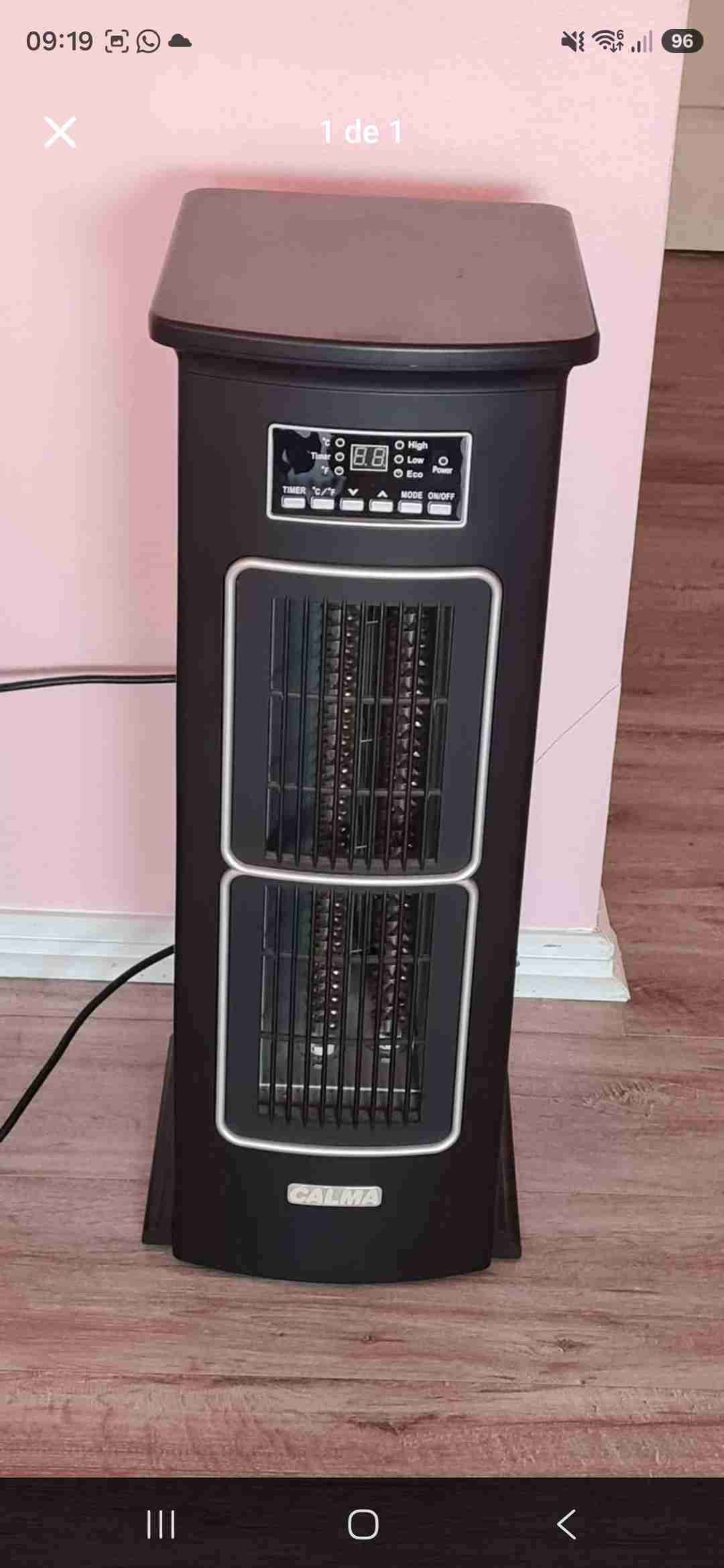 Calefactor eléctrico negro marca Calma