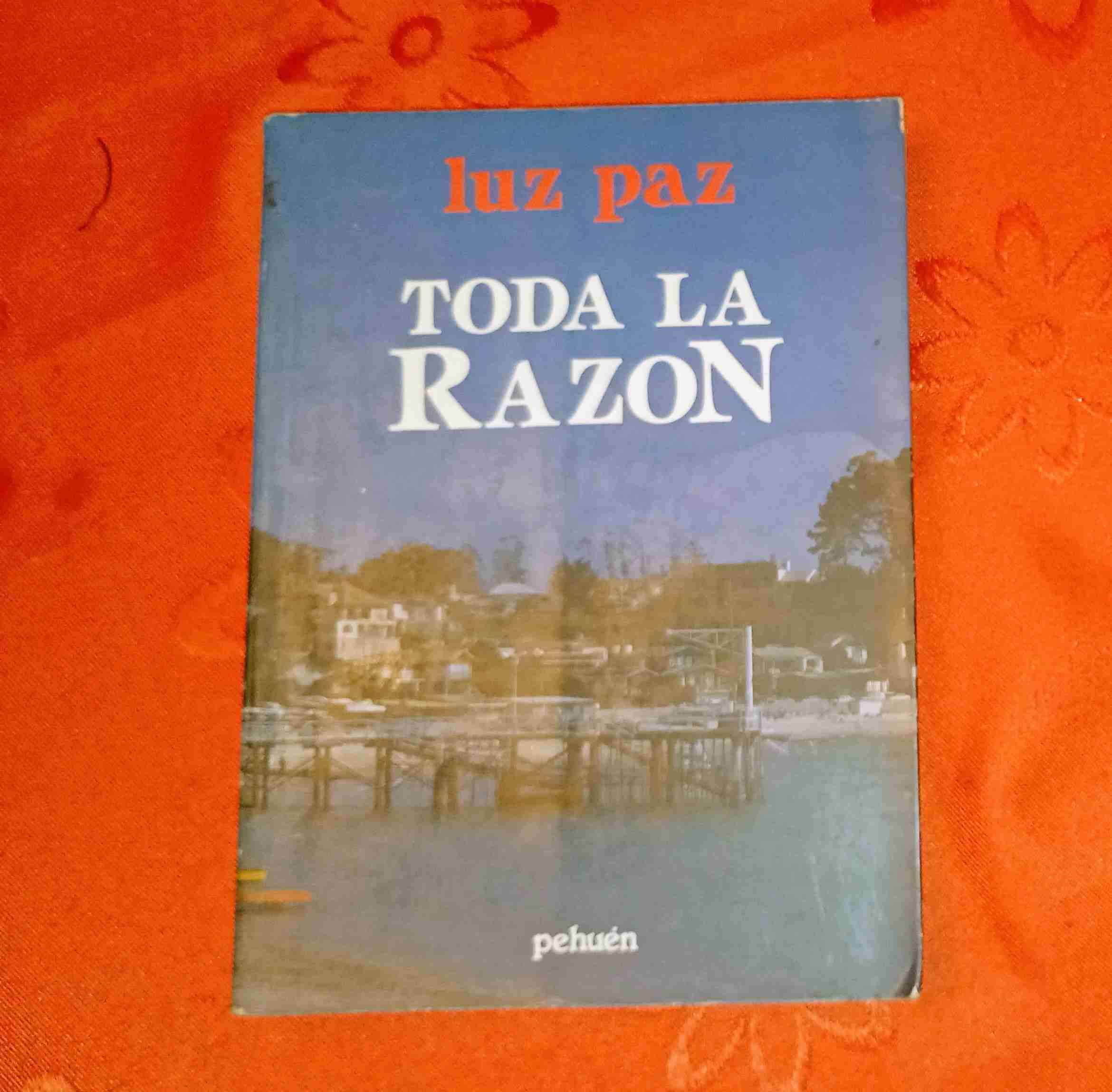 Libro 'Toda la Razón' Luz Paz - miniatura 1