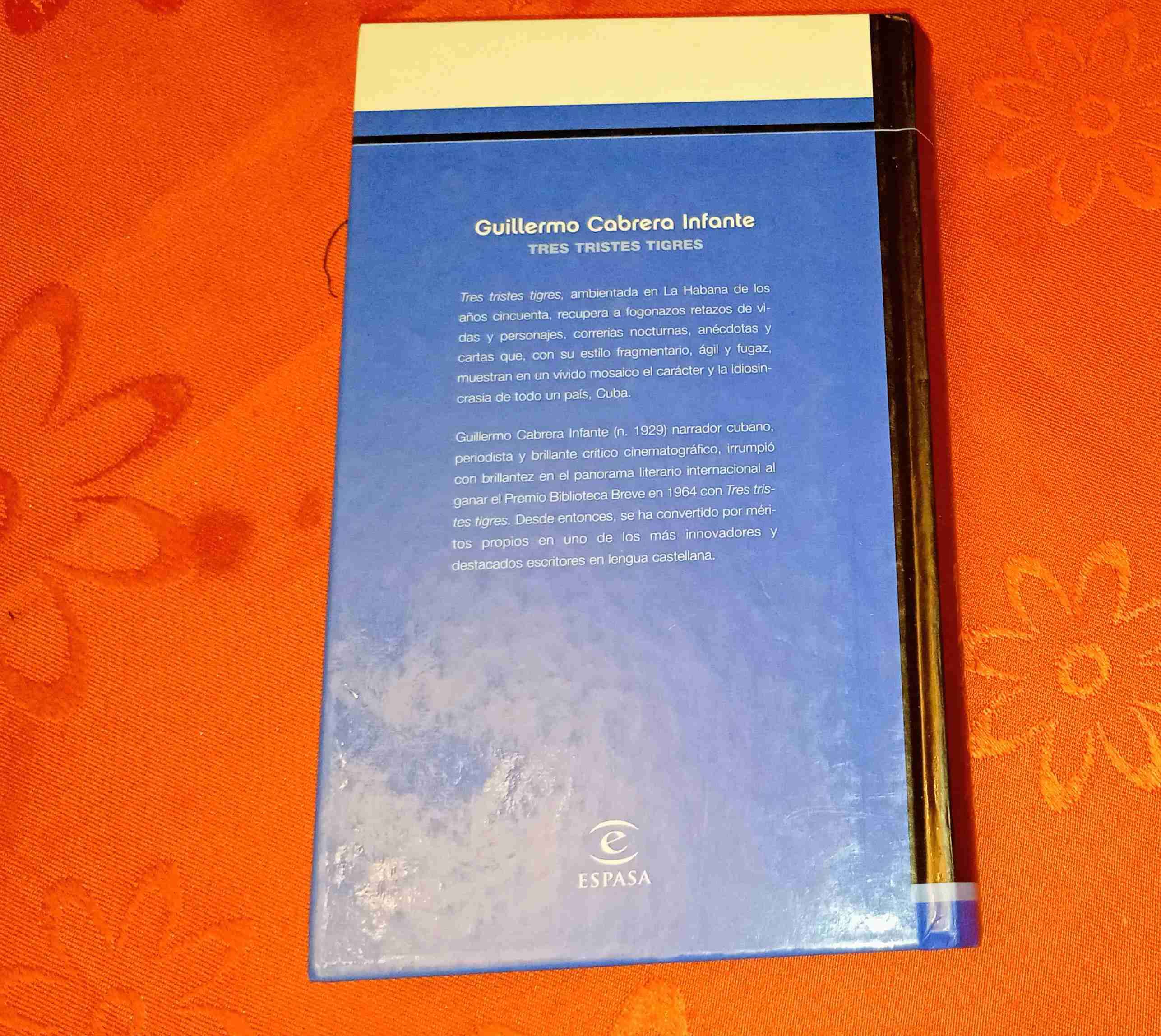 Libro Tres Tristes Tigres - miniatura 2