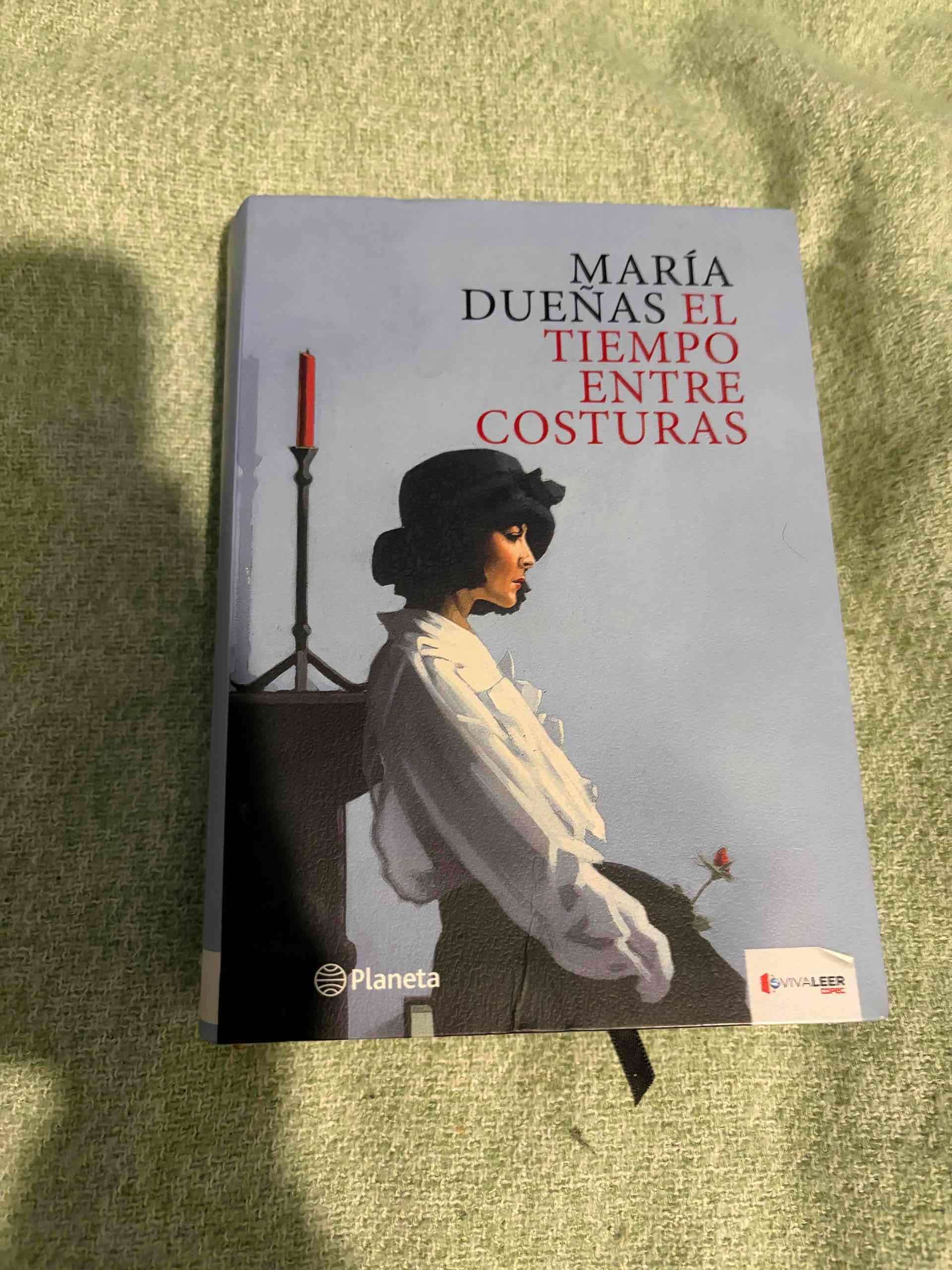 Libro 'El tiempo entre costuras' - miniatura 2