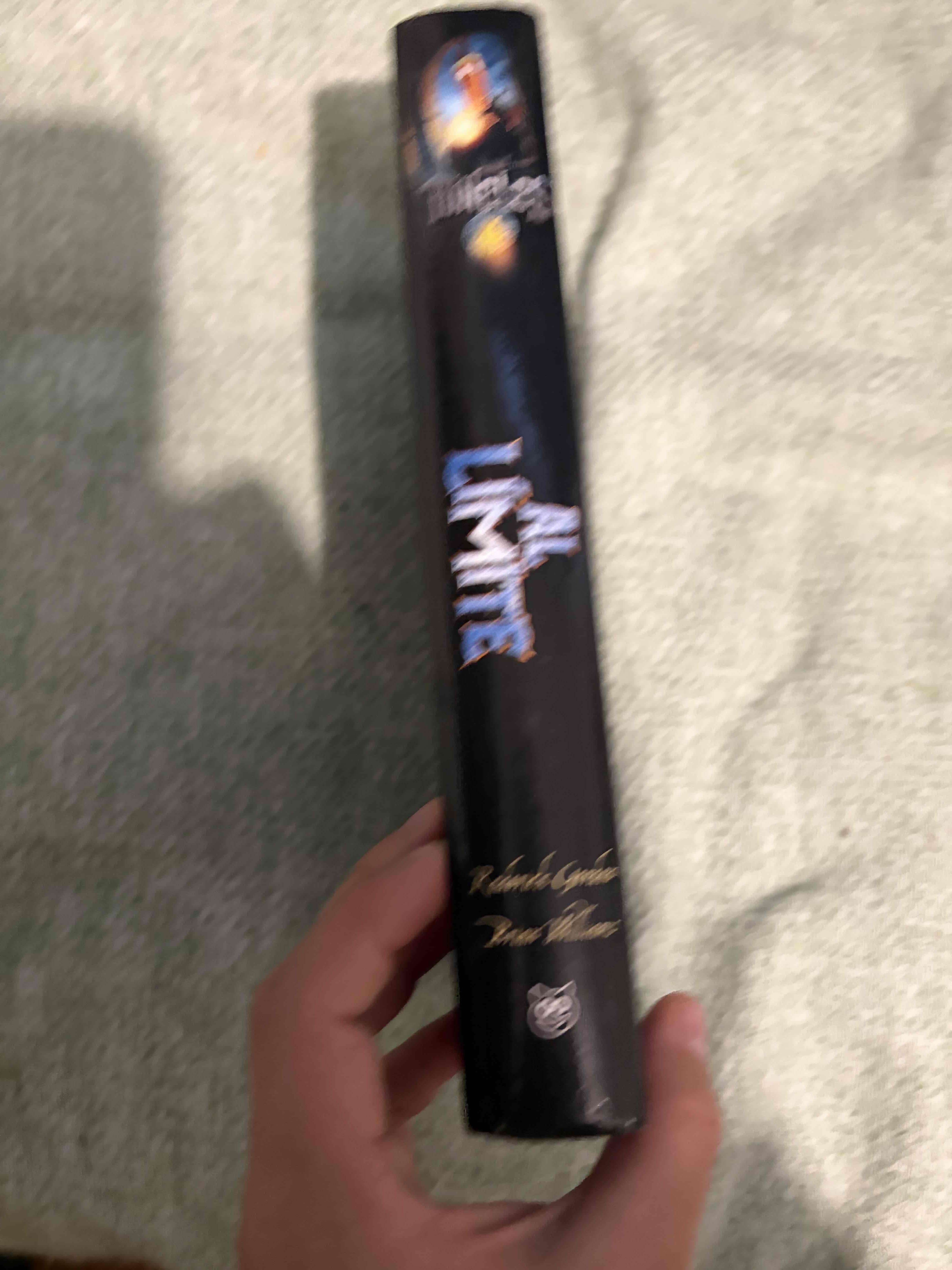 Libro 'Terminal' por Roderick Gordon - miniatura 4