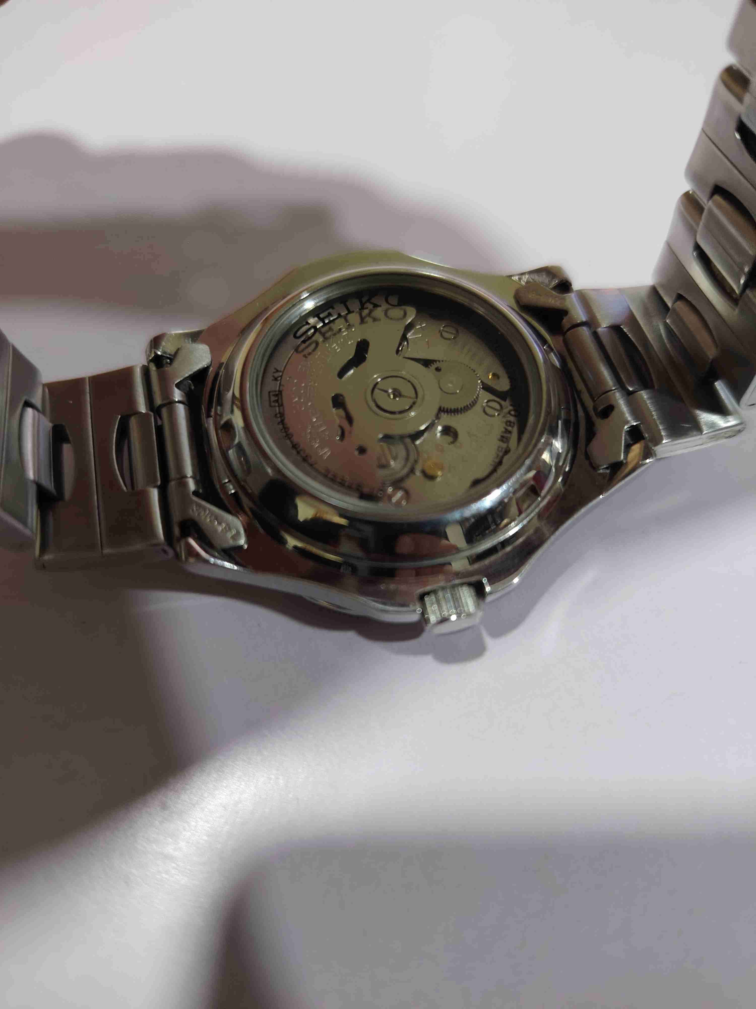 Reloj Seiko 5 Sports Plateado - miniatura 2