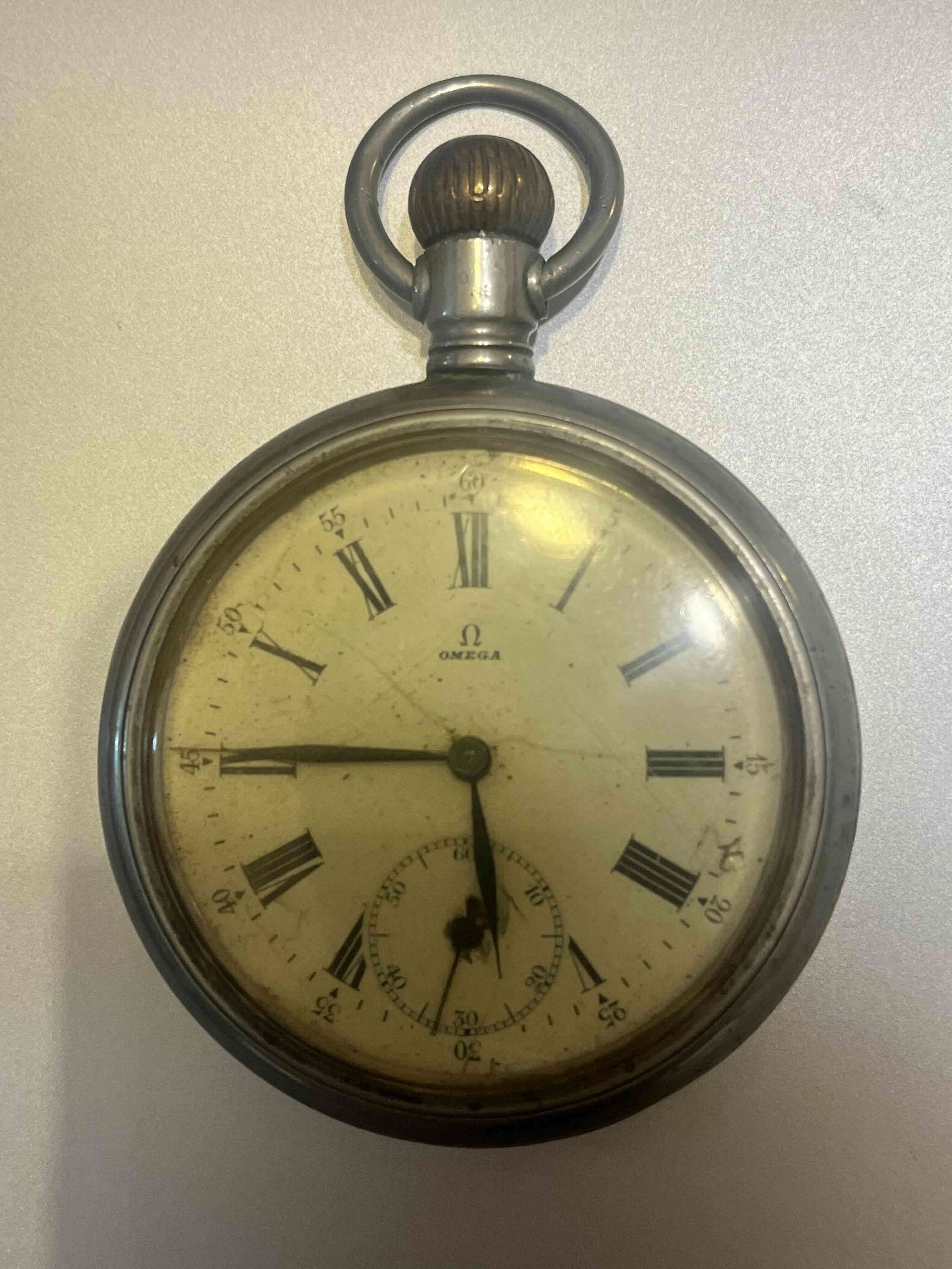 Reloj de bolsillo antiguo Omega - miniatura 1