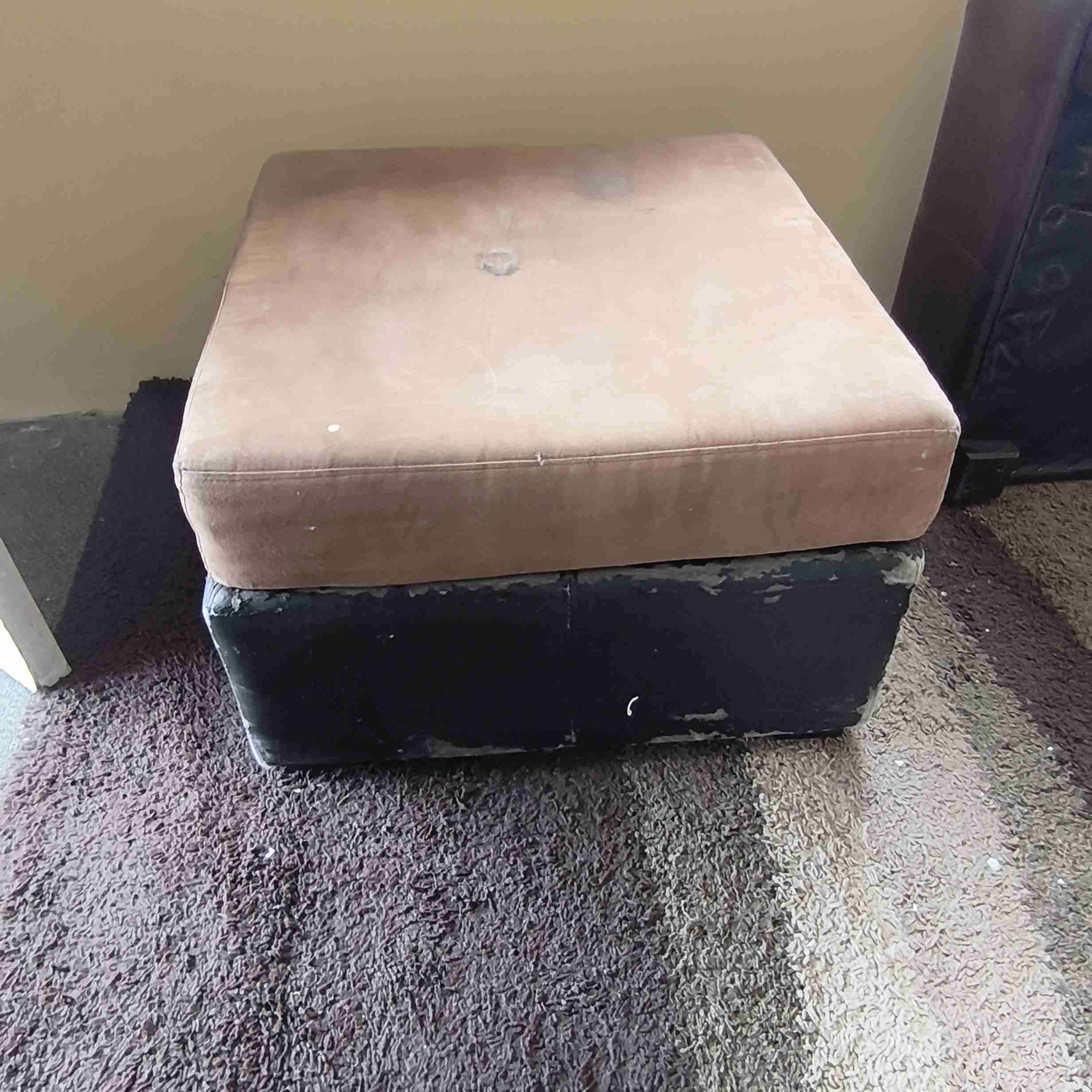 Pufs cuadrados de tela - miniatura 5