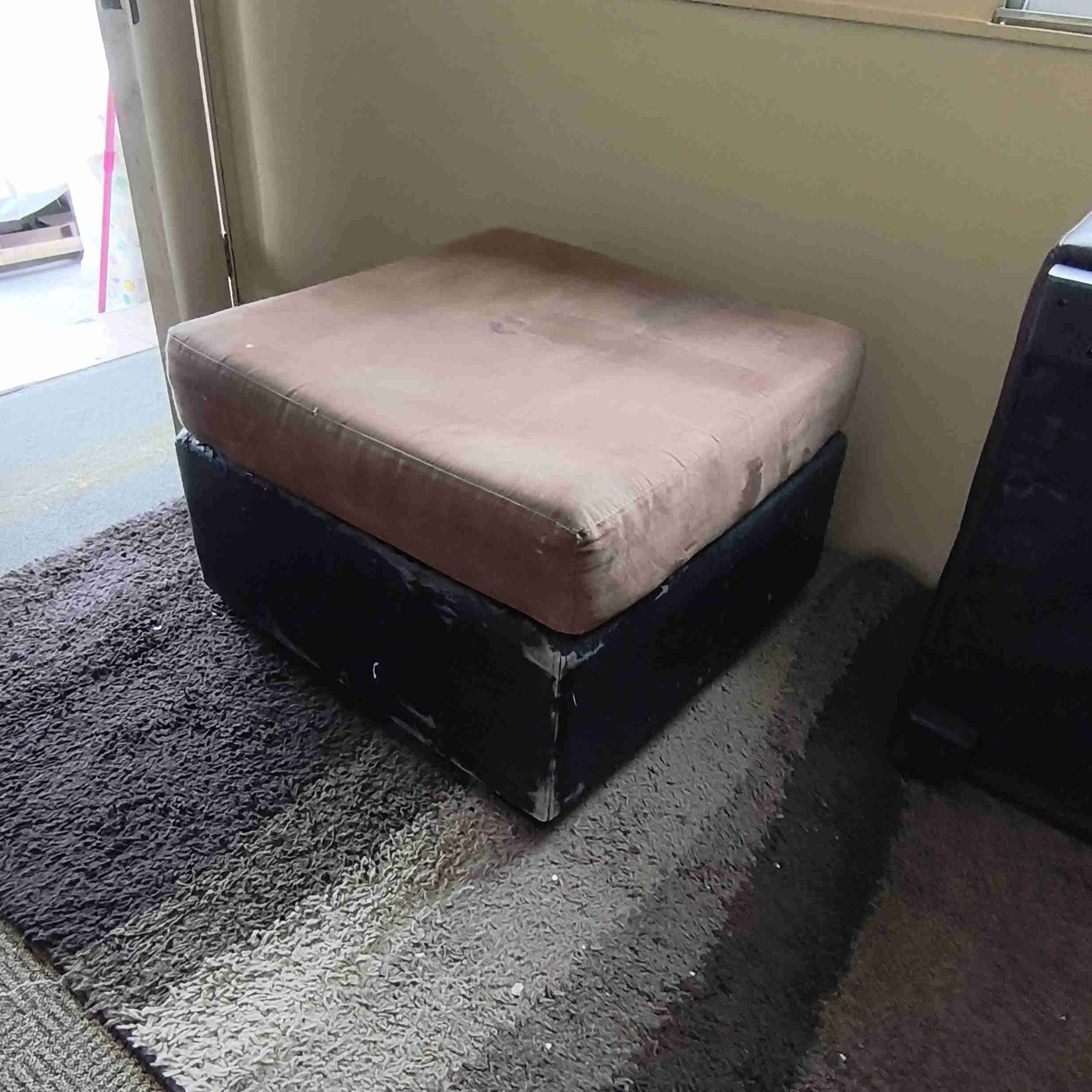 Pufs cuadrados de tela - miniatura 6