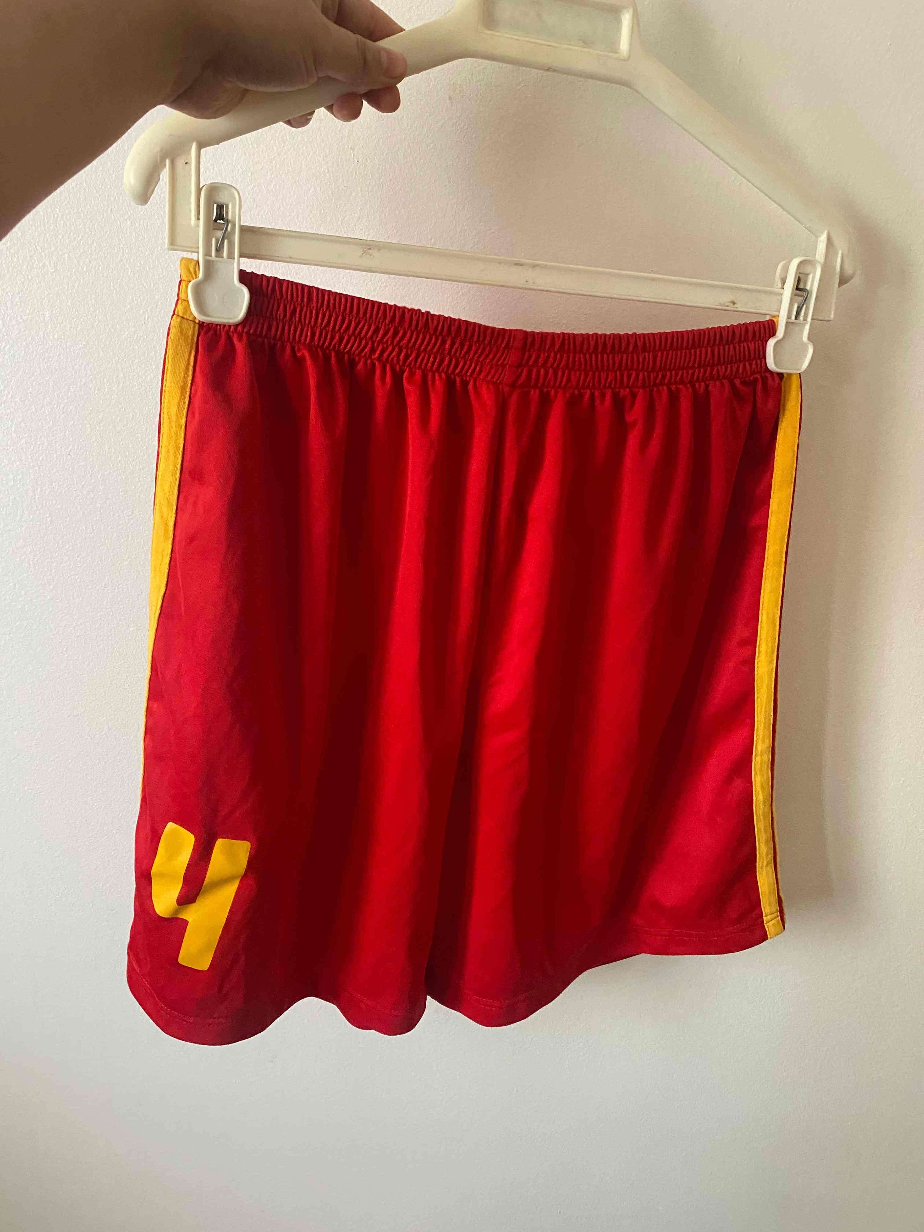 CONJUNTO FÚTBOL NIÑO CAMISETA + SHORT Talla M. - miniatura 2