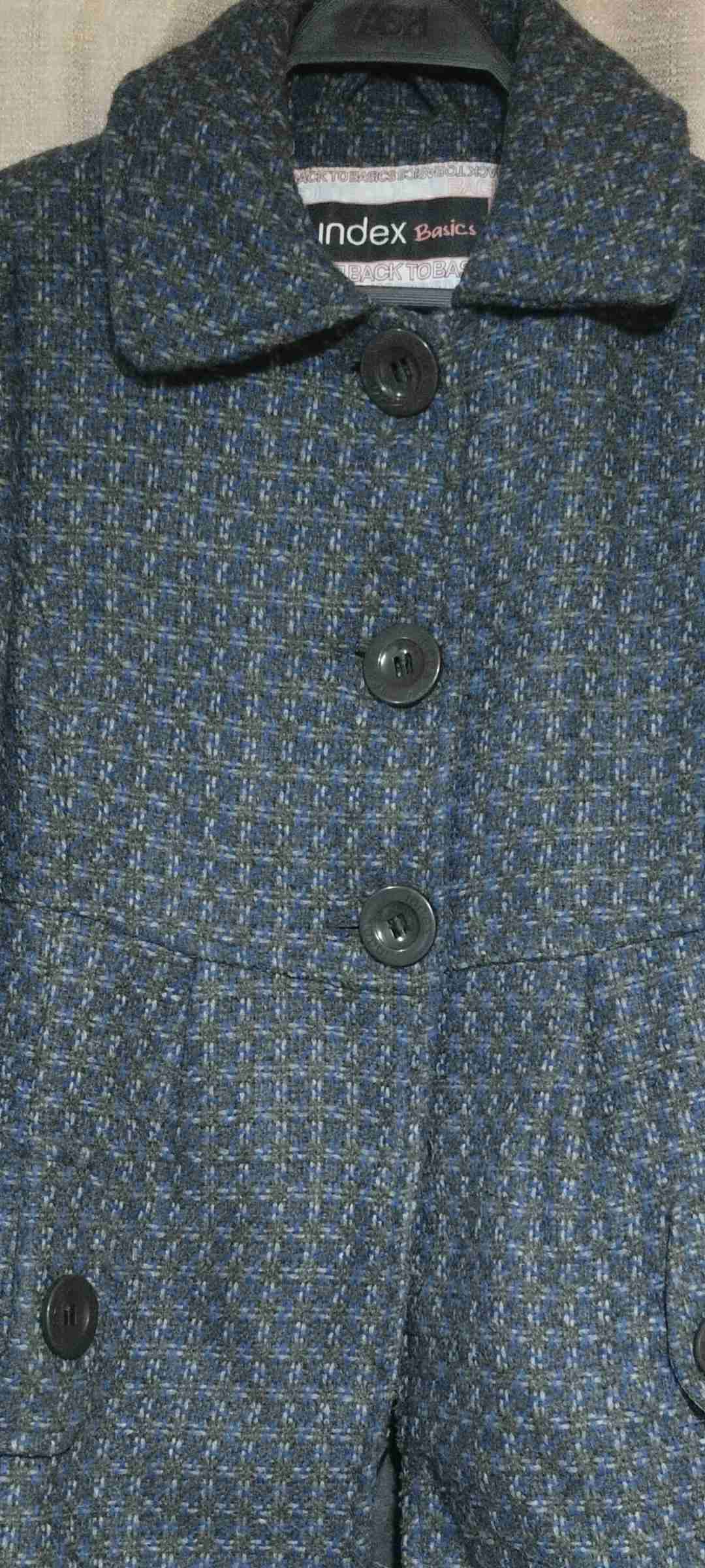 Abrigo azul con botones grandes - miniatura 3