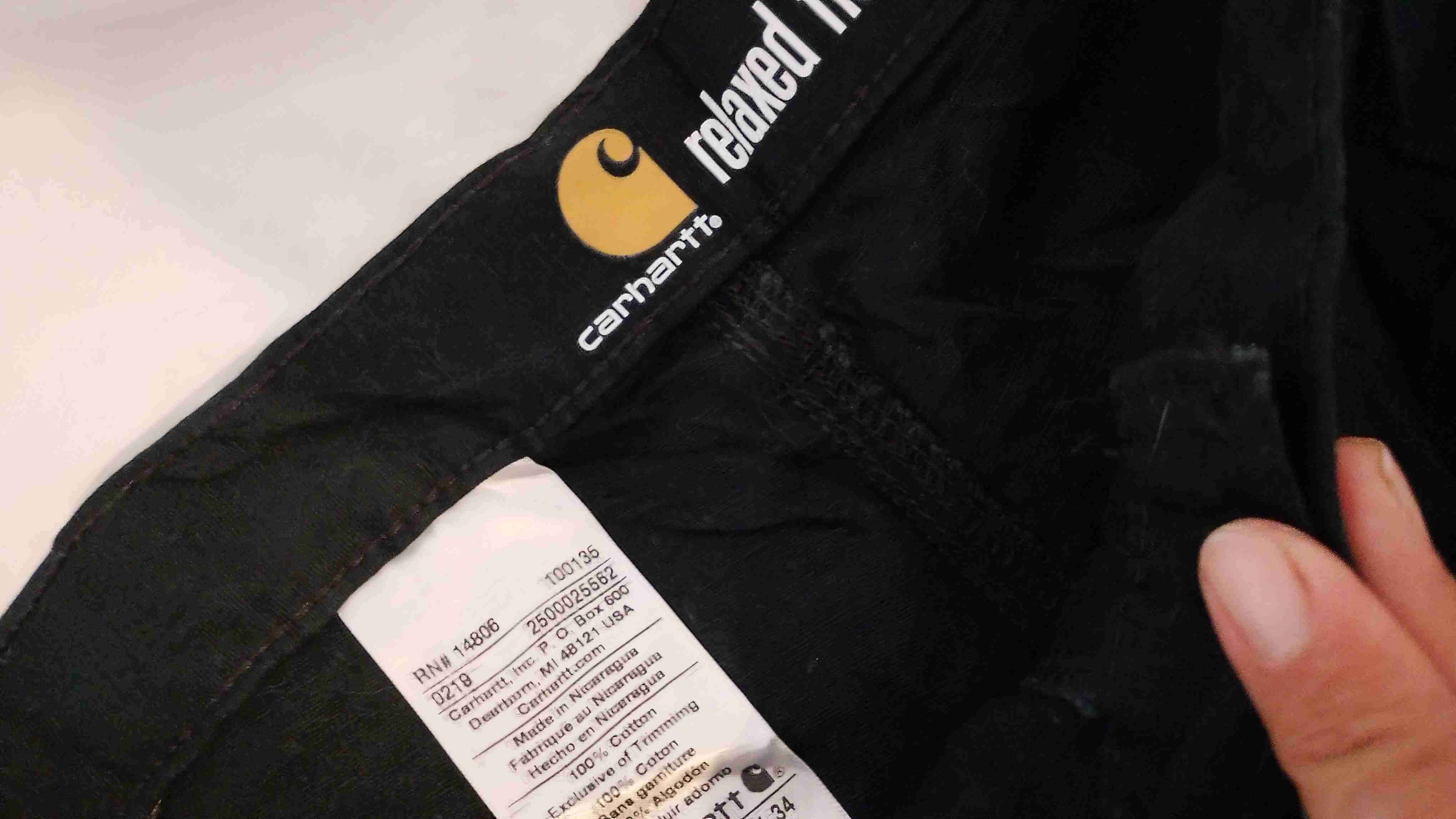 Pantalón negro cargo marca carhartt - miniatura 3