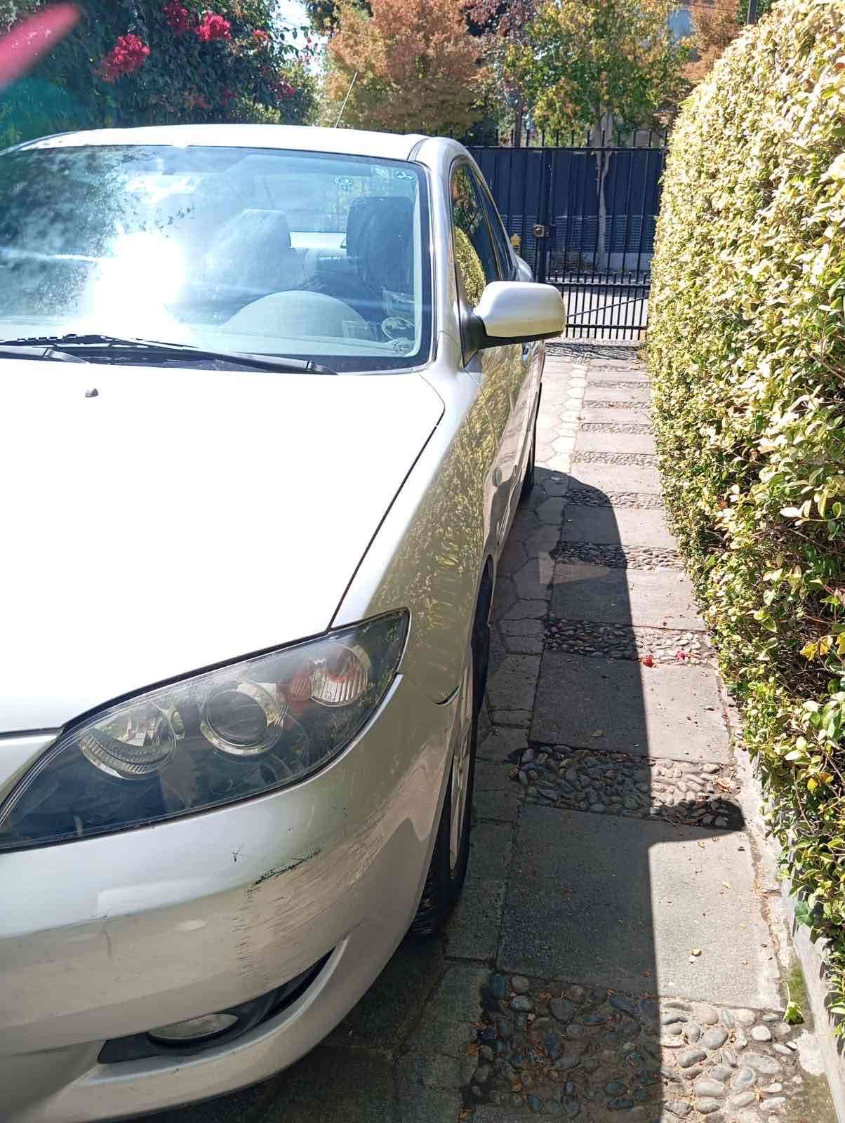 Mazda 3 Sedán 2005 - miniatura 3