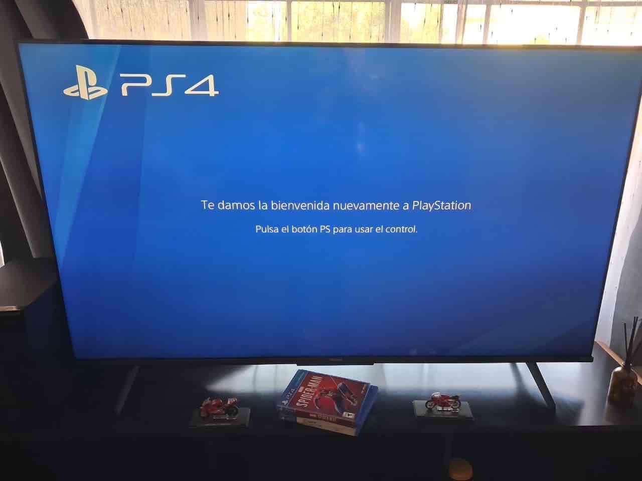 🎮 PS4 Slim en excelente estado - miniatura 4