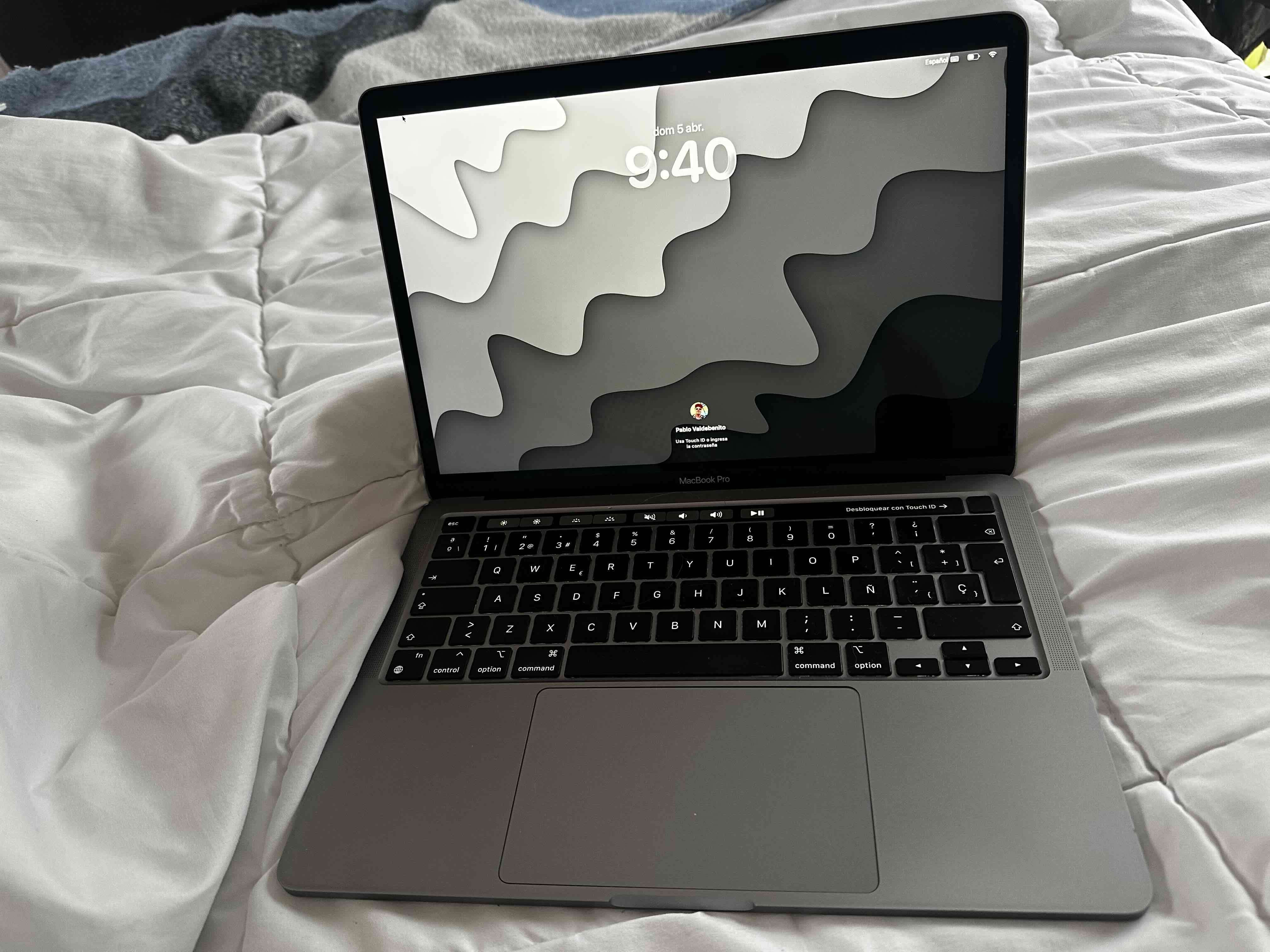 MacBook Pro M1 - miniatura 1