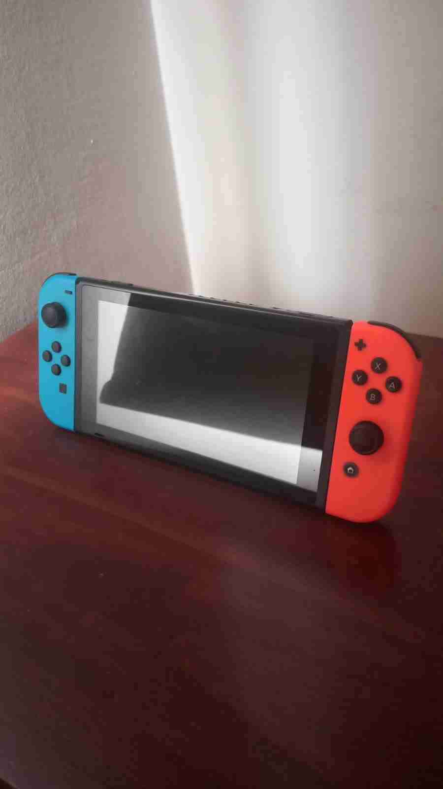 Consola Nintendo Switch - miniatura 3