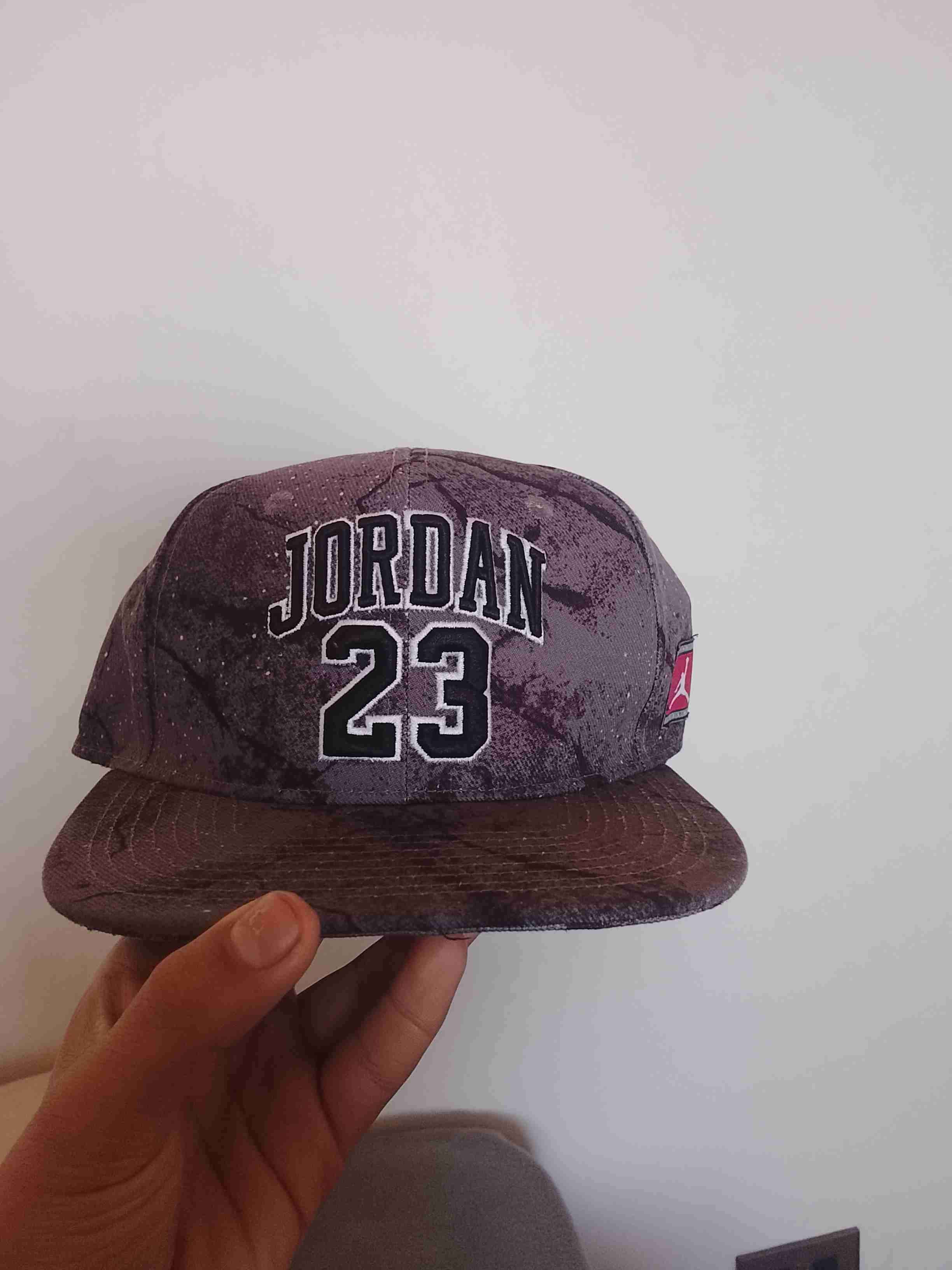 Gorra jordan original de tienda - miniatura 3