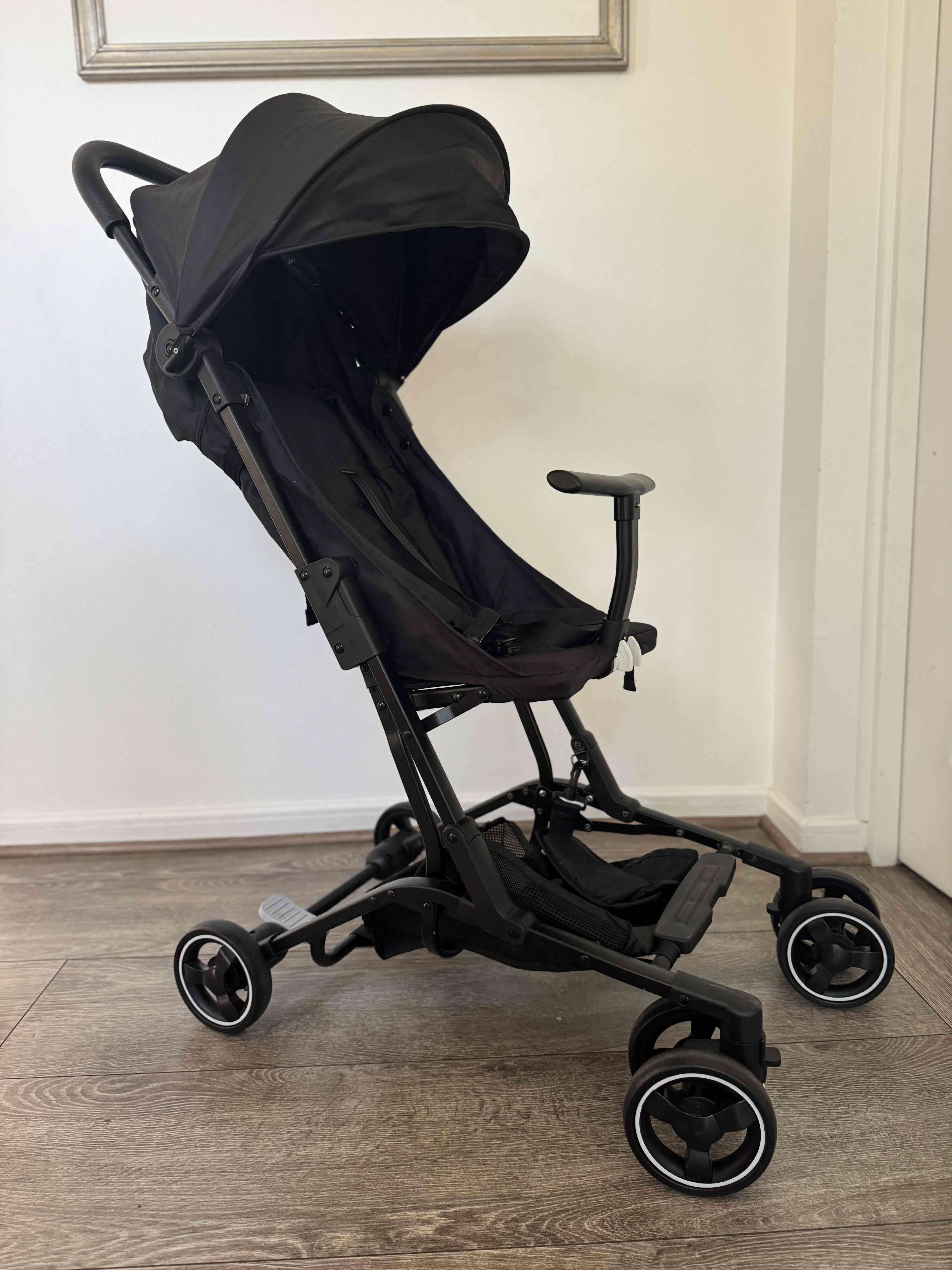 Coche ultracompacto plegable negro (coche cabina). - miniatura 4