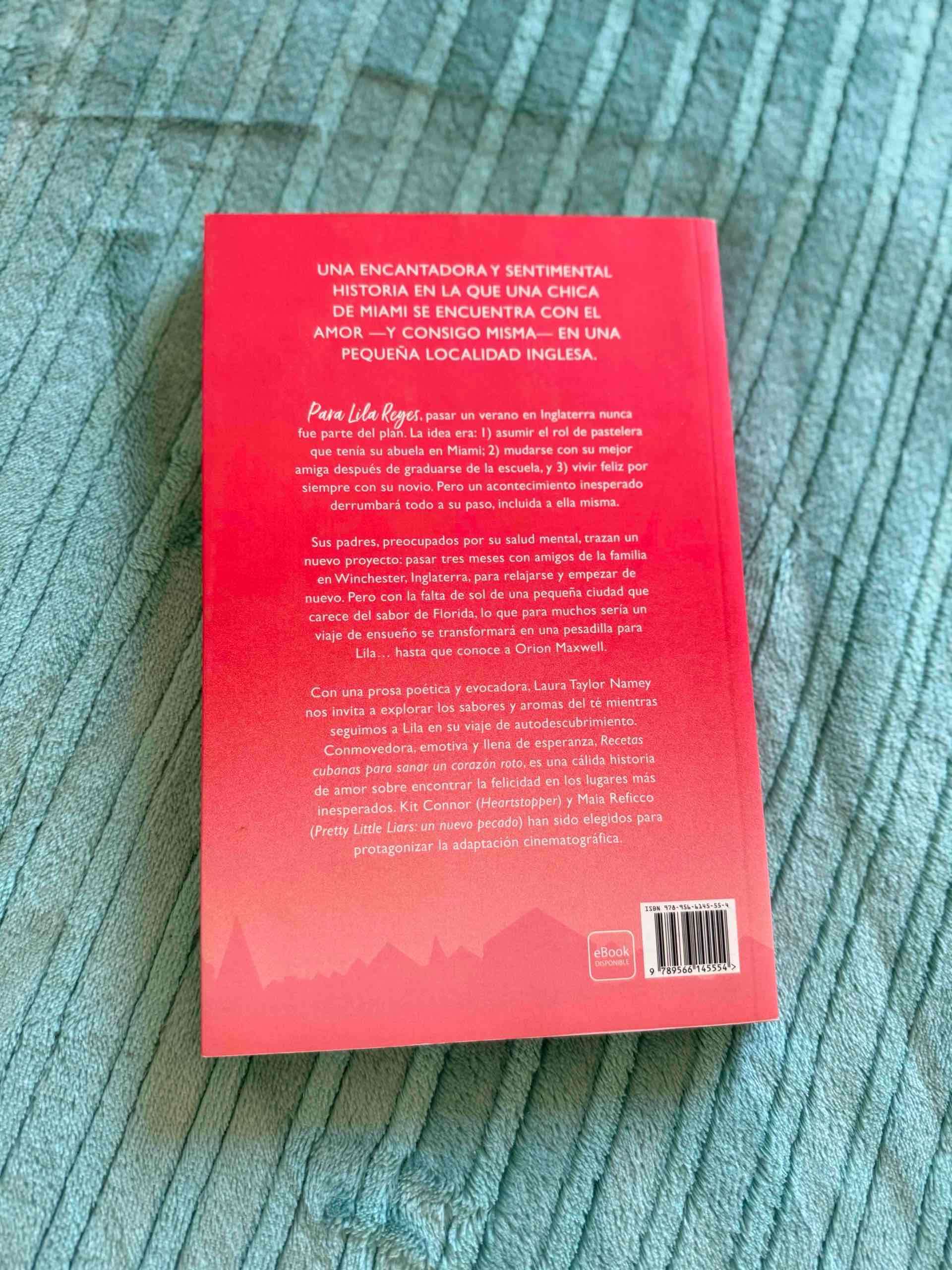 Libro 'Recetas cubanas para sanar un corazón roto' - miniatura 2