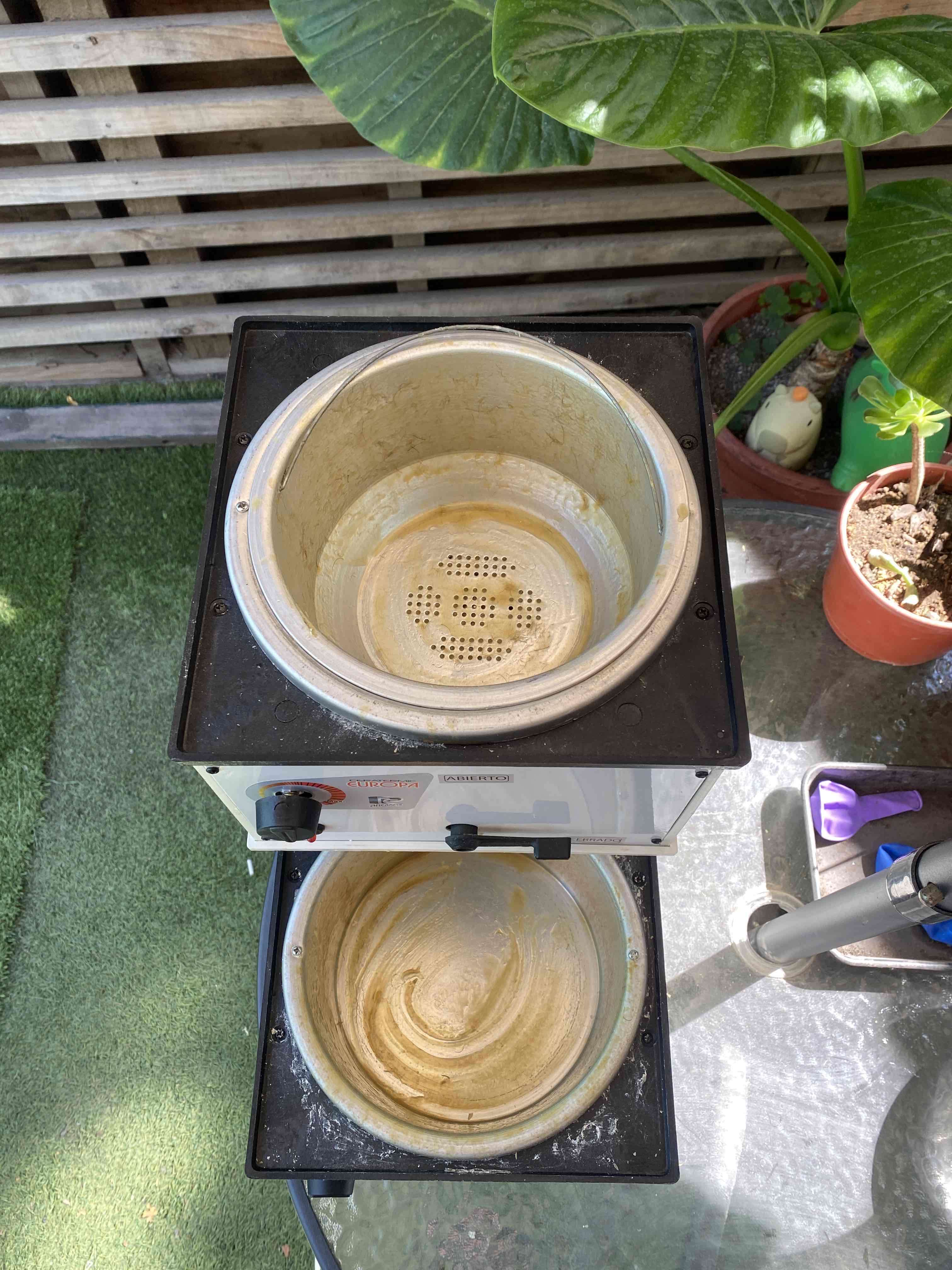 Olla para cera depilatoria Europa 4 kilos - miniatura 3