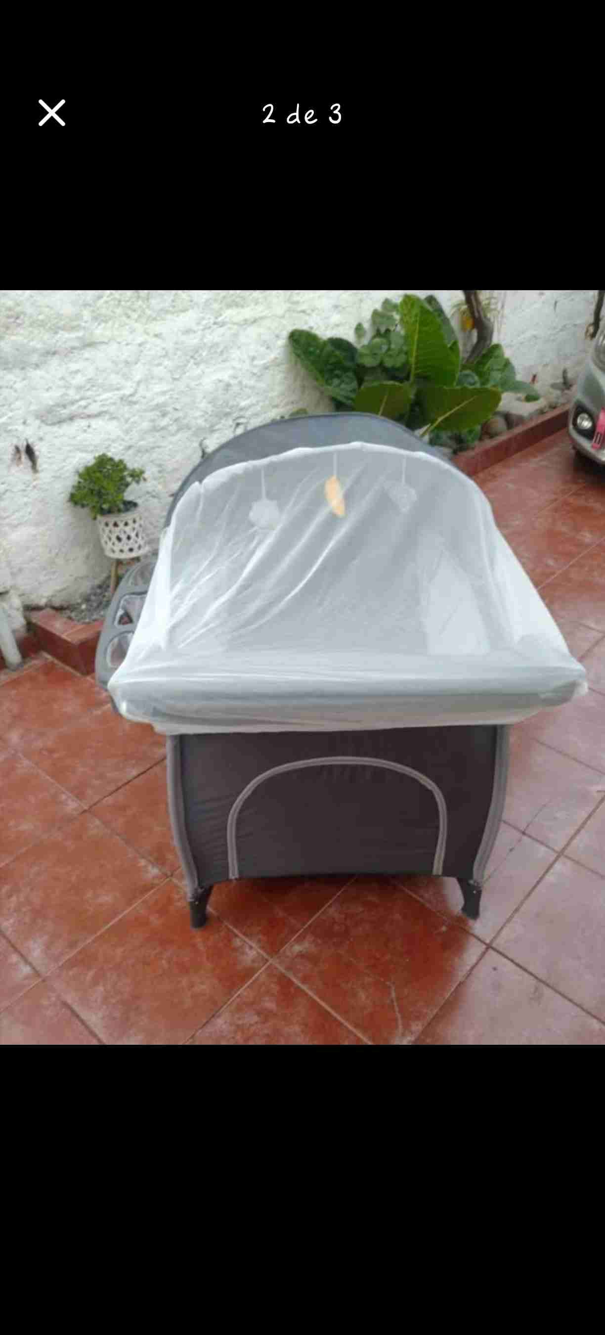 Cuna de viaje portátil gris - miniatura 3