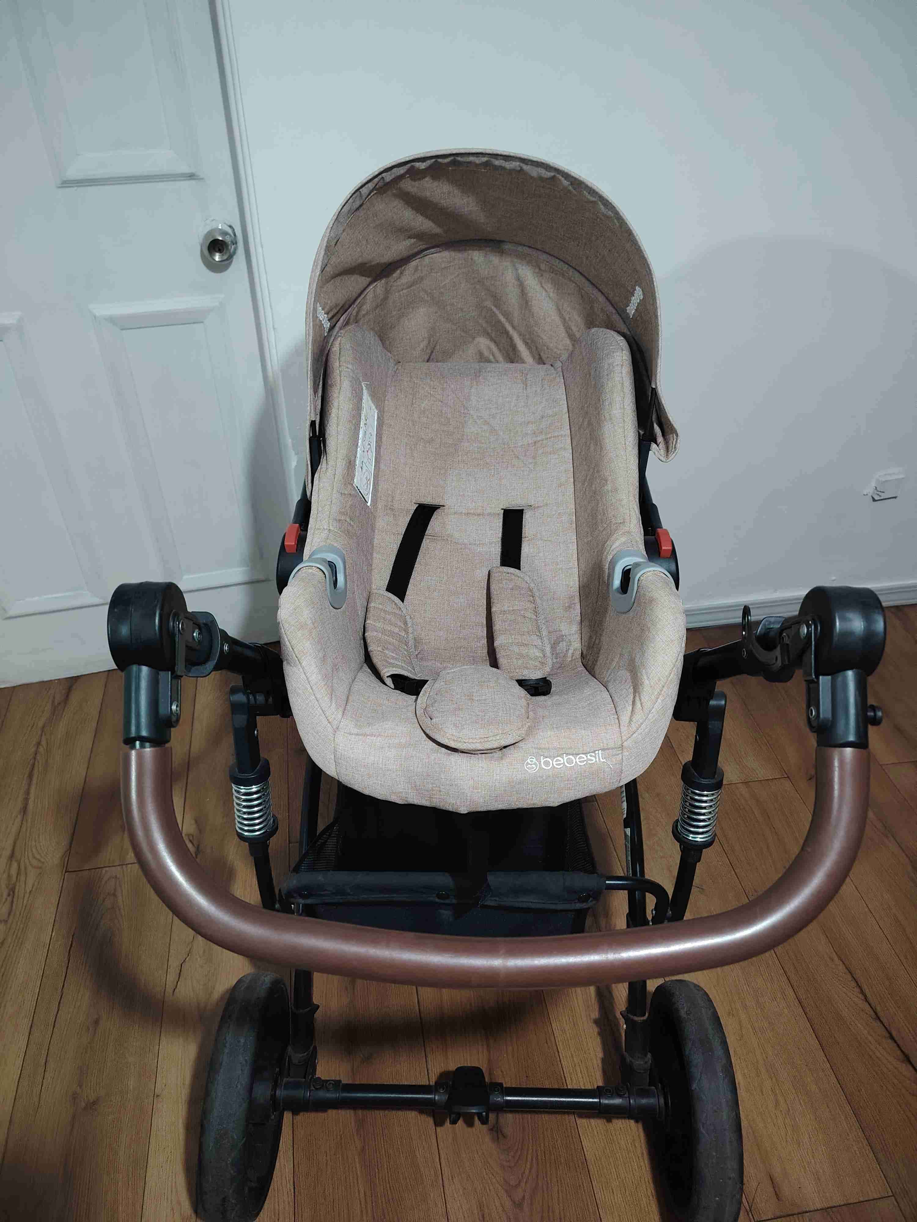 Coche para bebé beige - miniatura 3