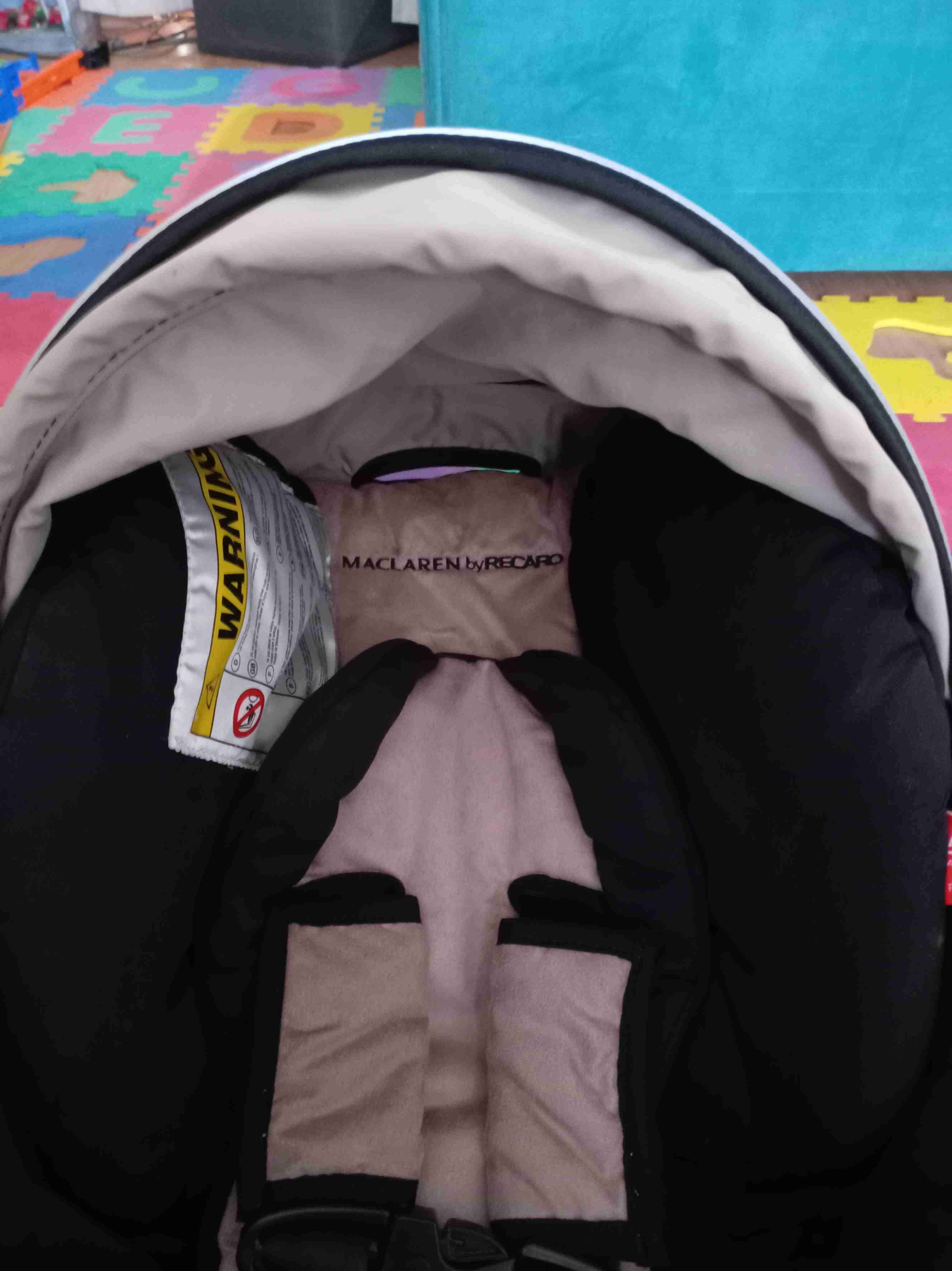 Silla de auto para bebé negra - miniatura 2