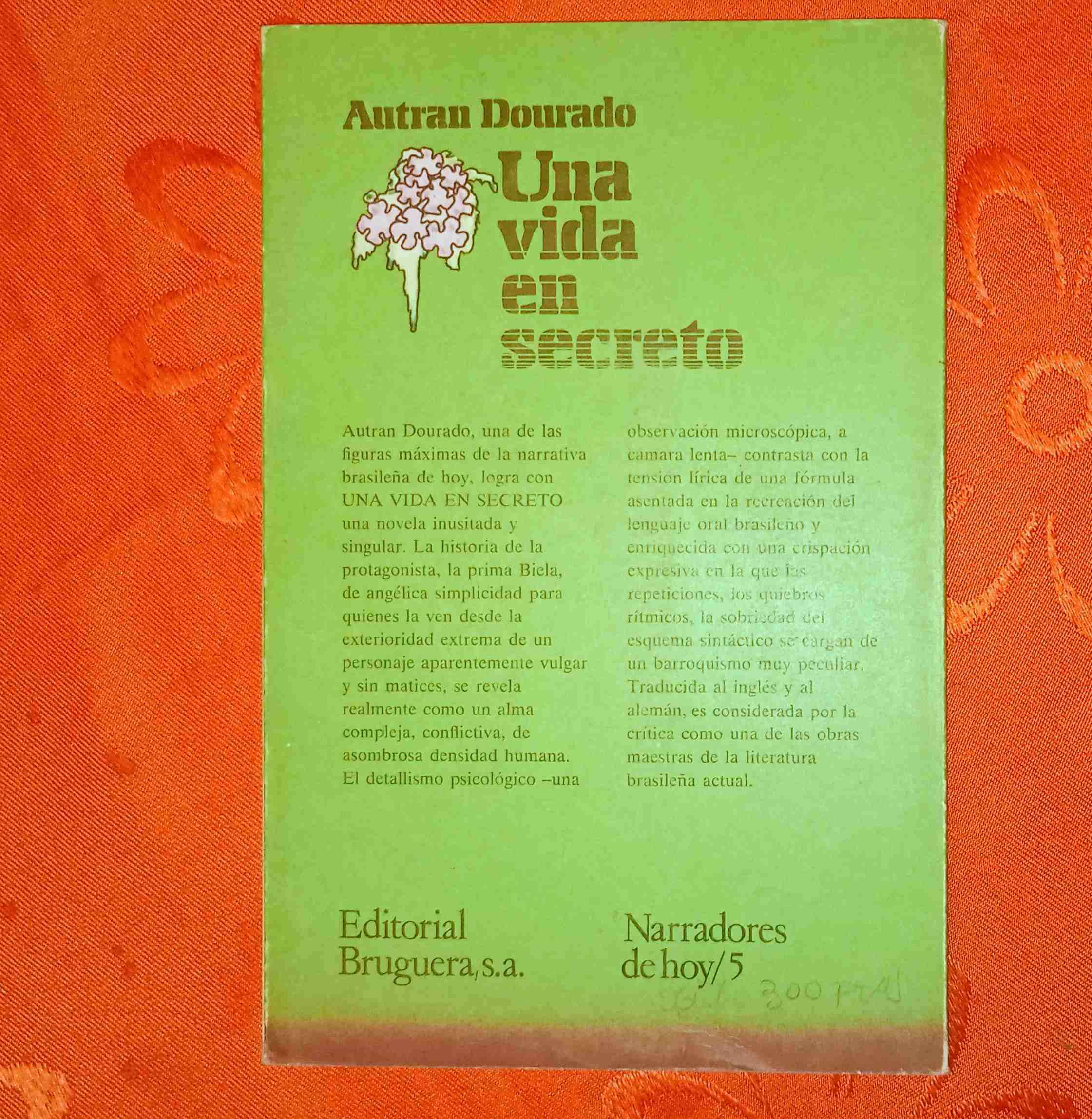 Libro 'Una vida en secreto' Autran Dourado - miniatura 2