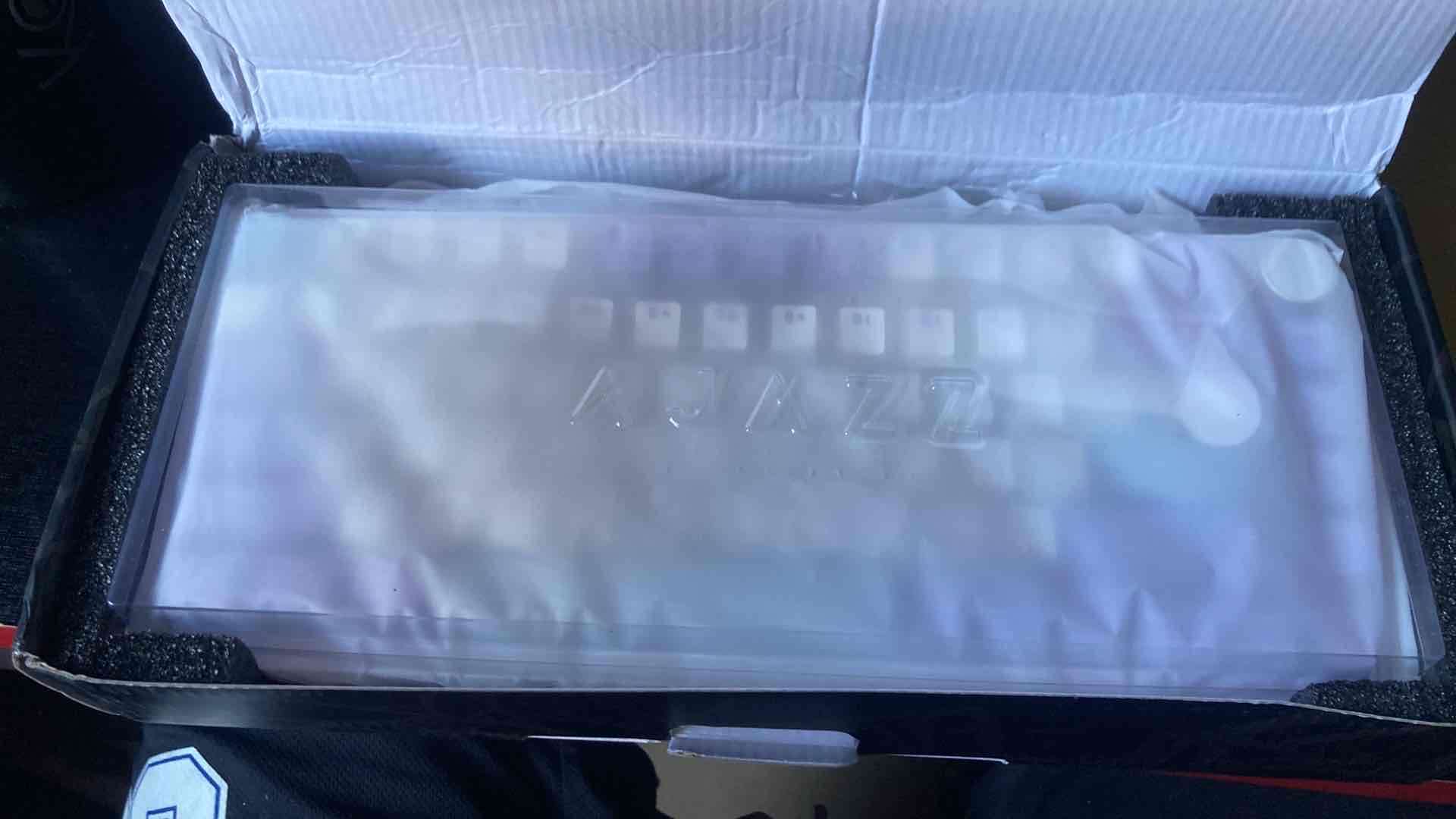 Teclado gamer ajazz AK820 75% - miniatura 2