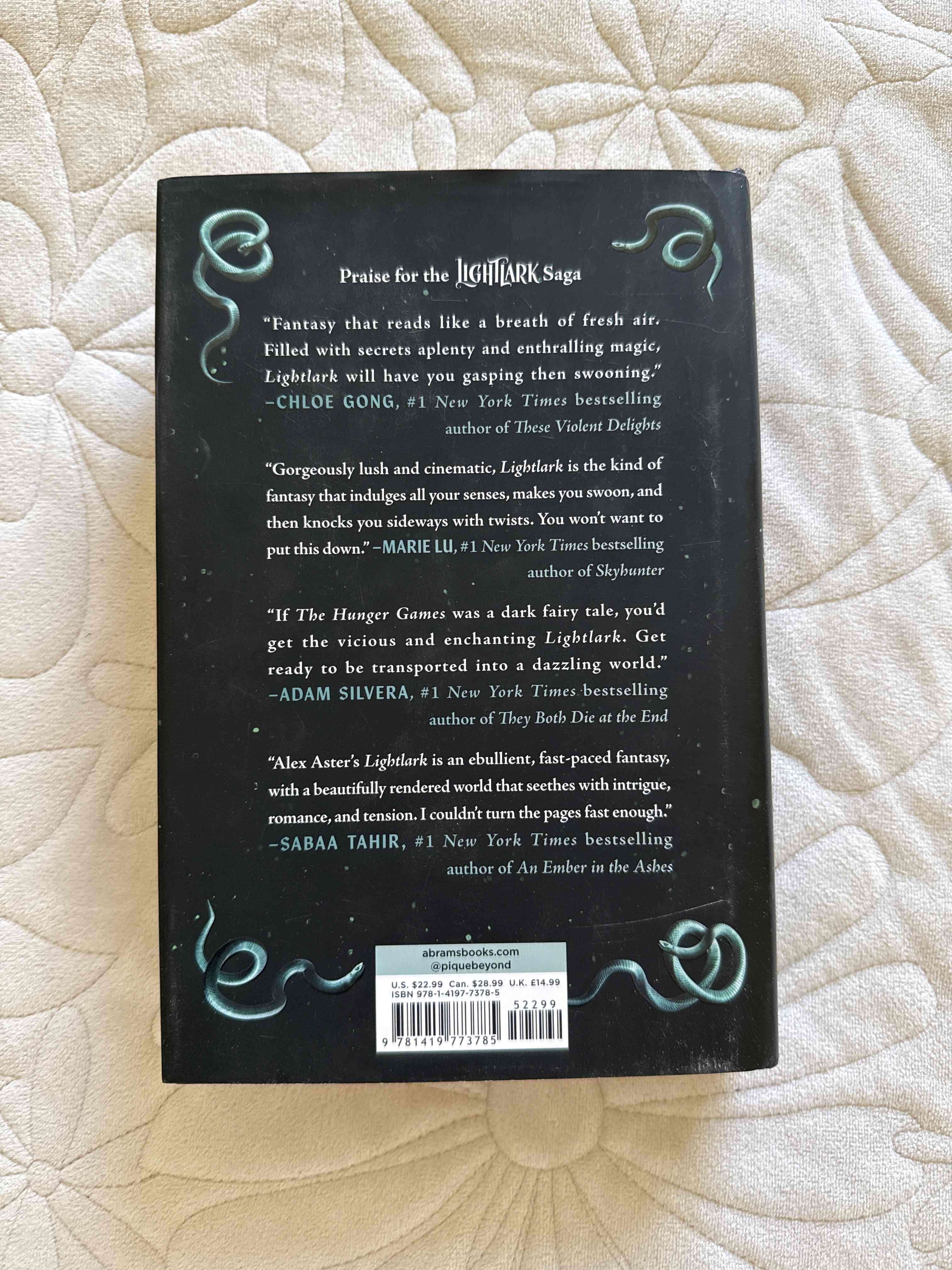 Libro 'Skyshade' de Alex Aster - miniatura 2