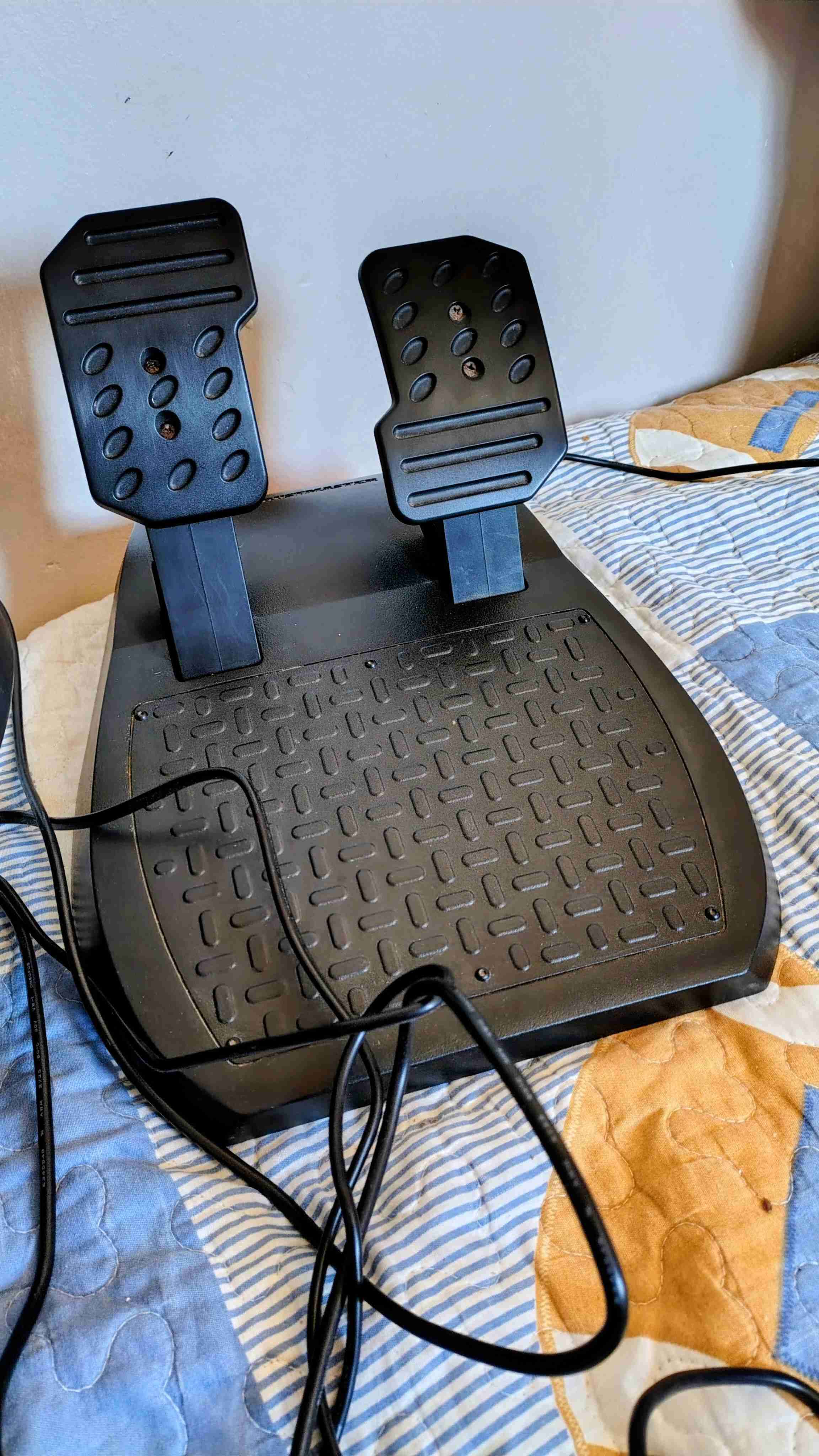 Volante Thrustmaster T150 para PlayStation - miniatura 2