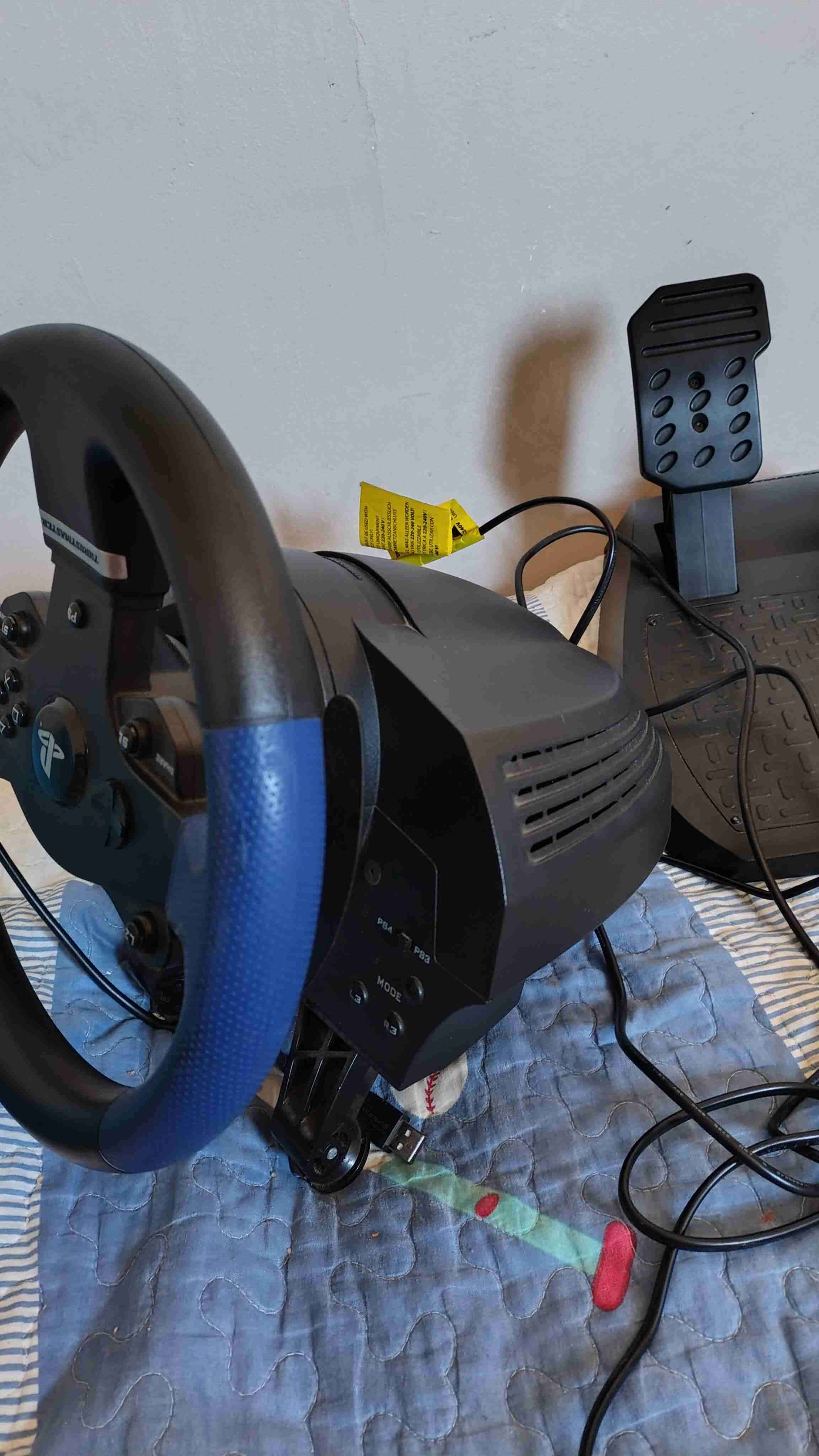 Volante Thrustmaster T150 para PlayStation - miniatura 4