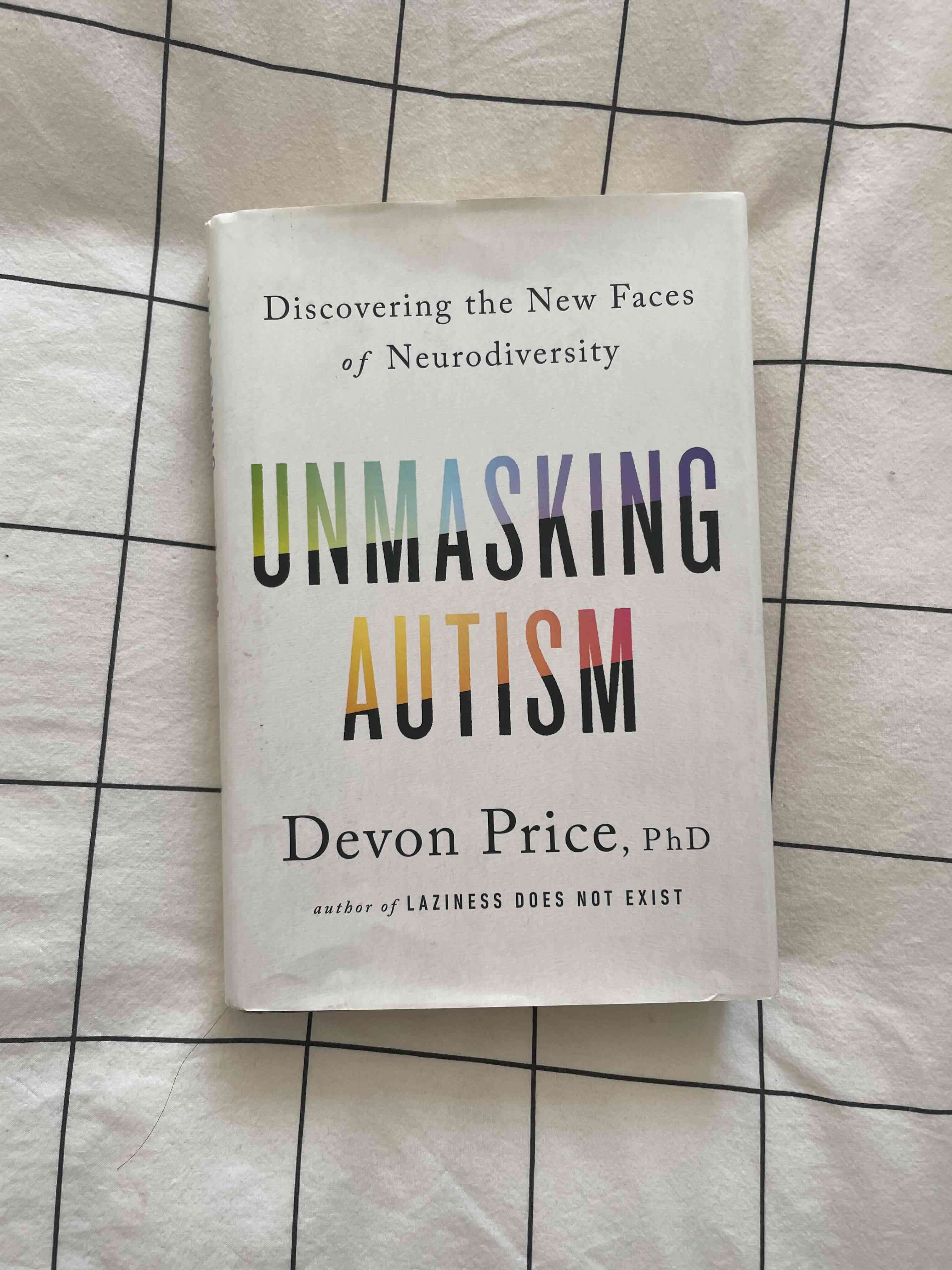 Libro 'Unmasking Autism' Devon Price - miniatura 1