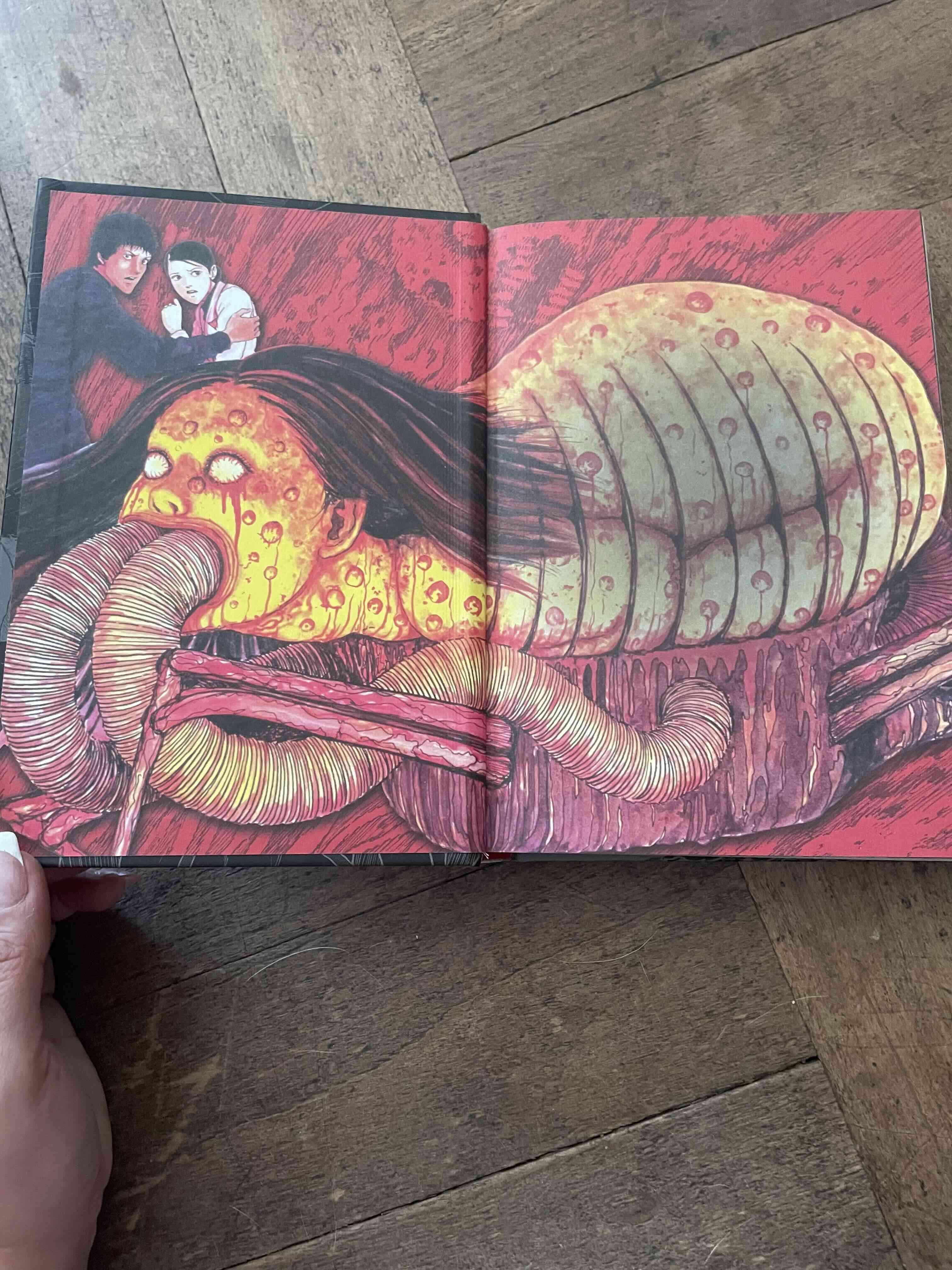 Libro GYO de Junji Ito edición en inglés - miniatura 2