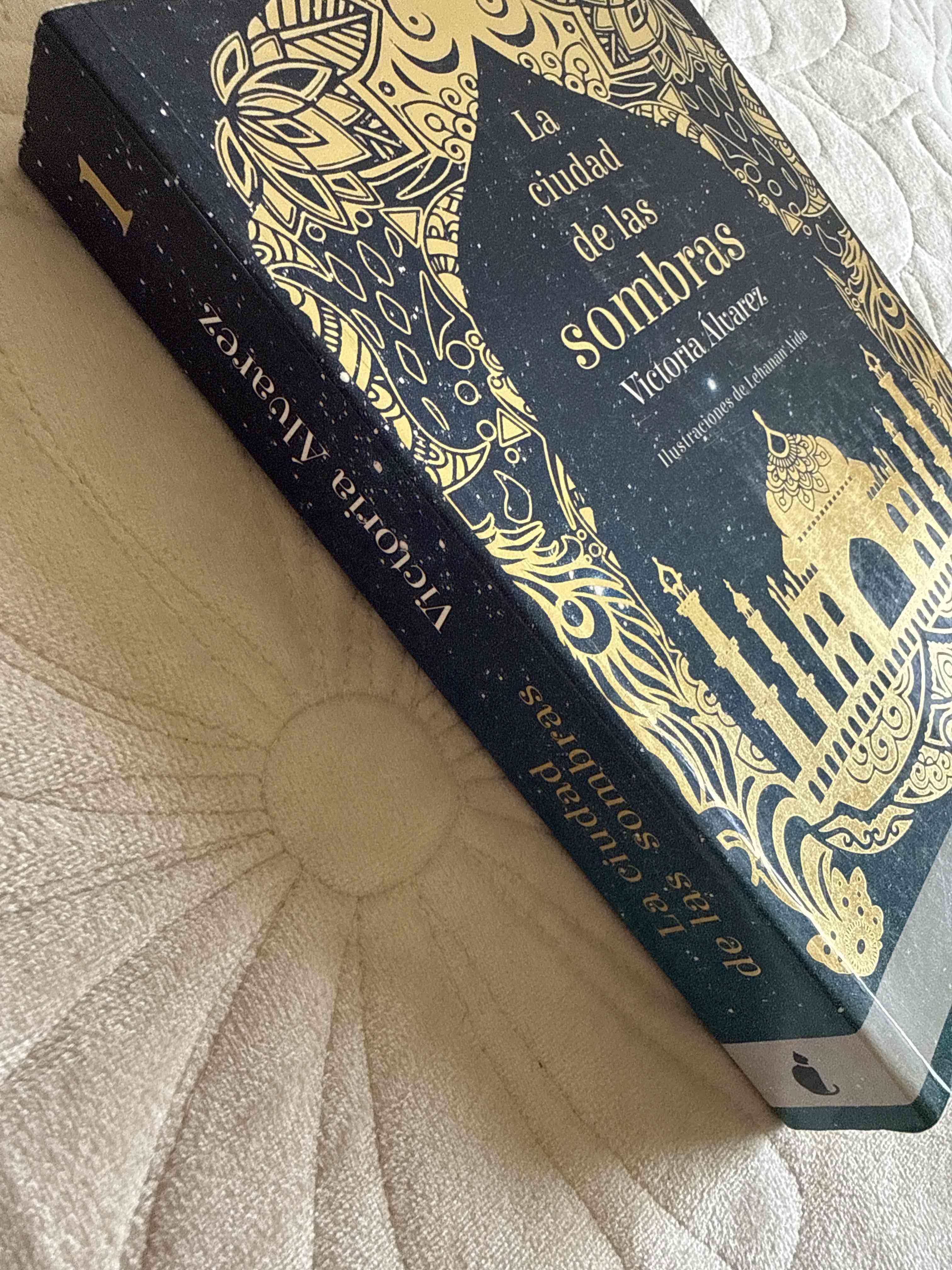 Libro La ciudad de las sombras - miniatura 3