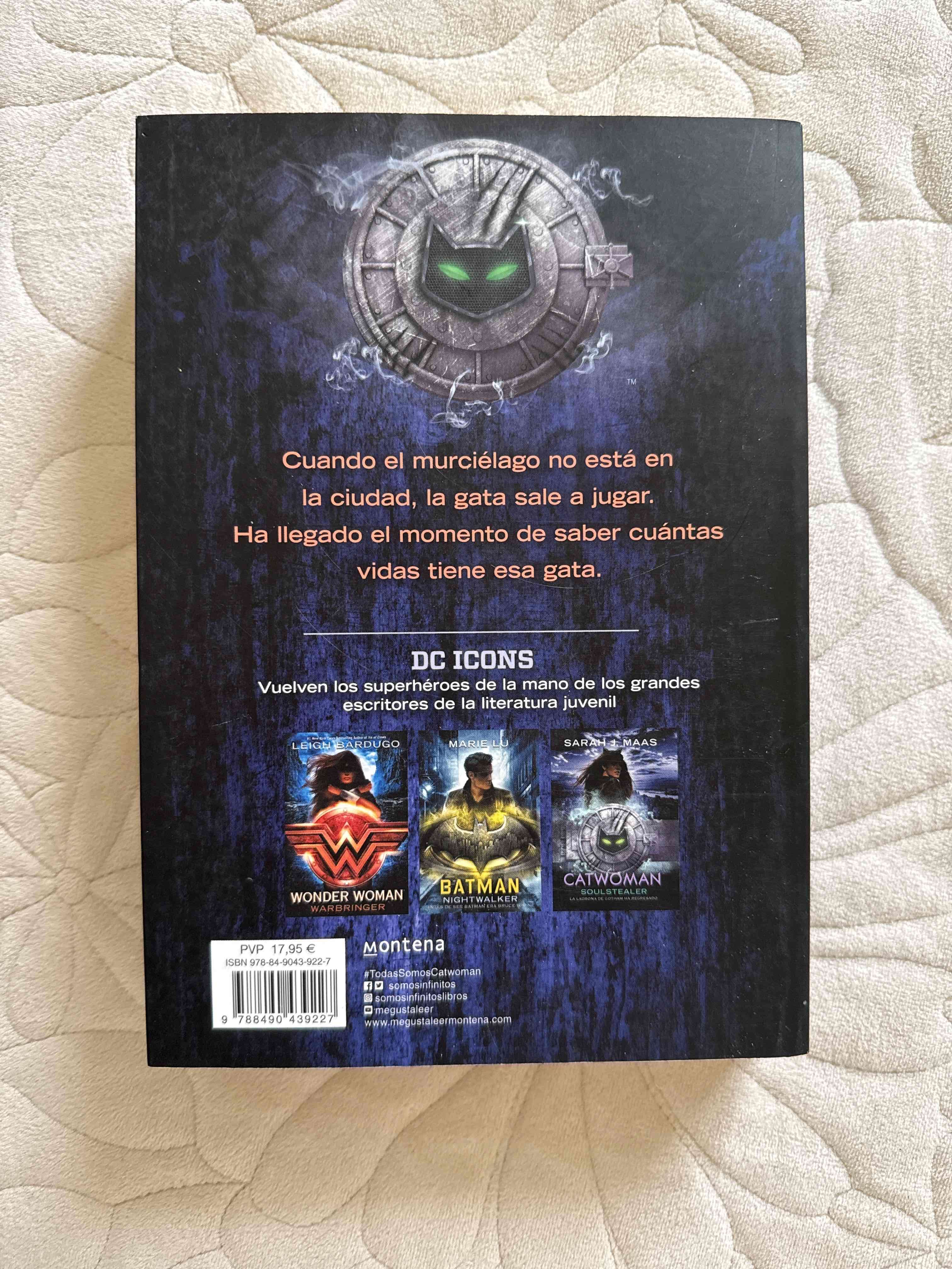 Libro 'Catwoman: Soulstealer' por Sarah J. Maas - miniatura 2