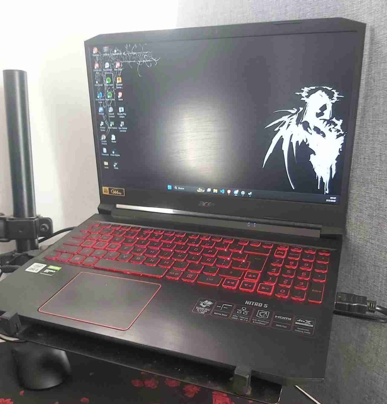Laptop Acer Nitro 5 15'' - miniatura 1
