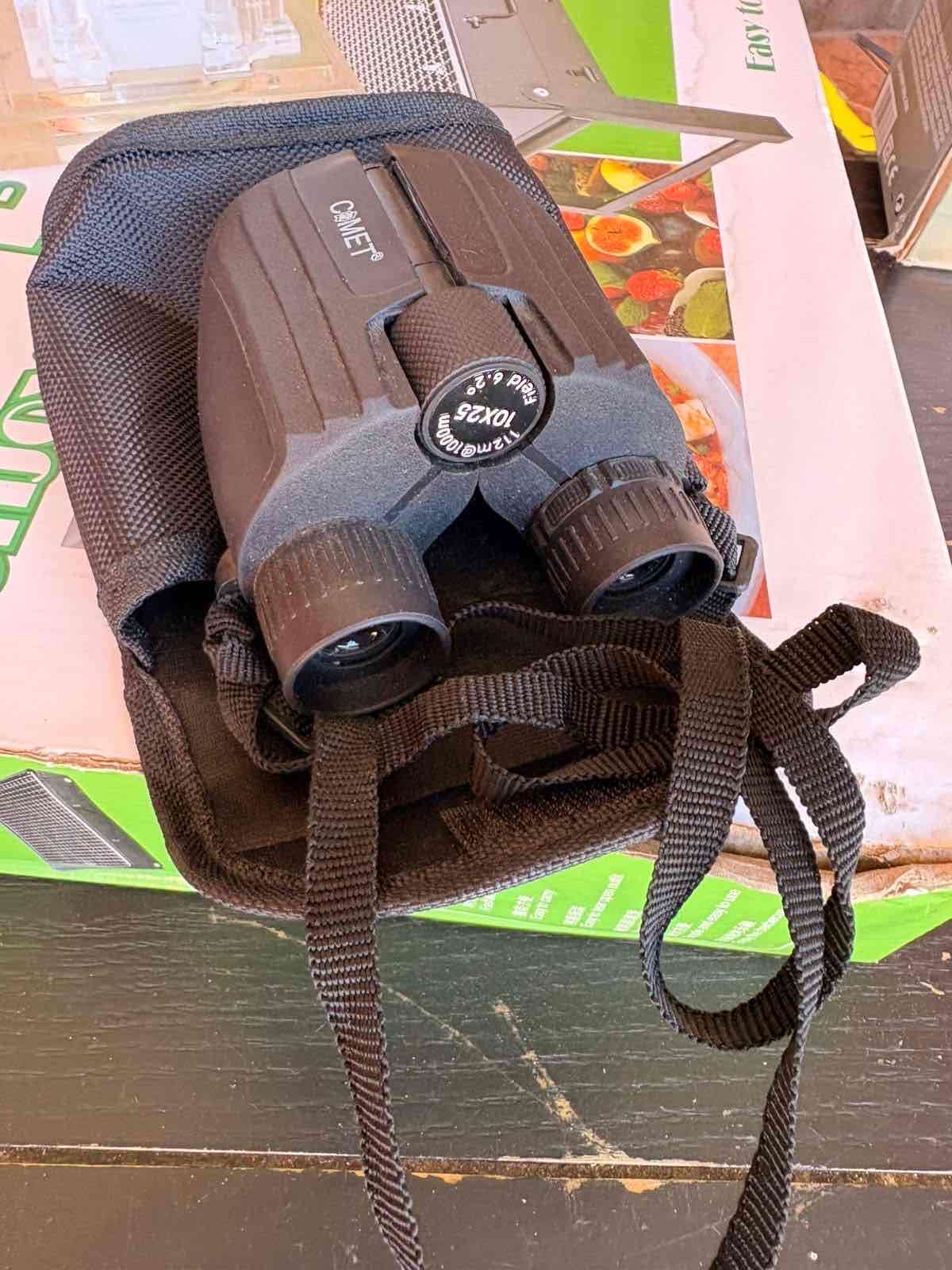 Binoculares Comet 10x28 negros