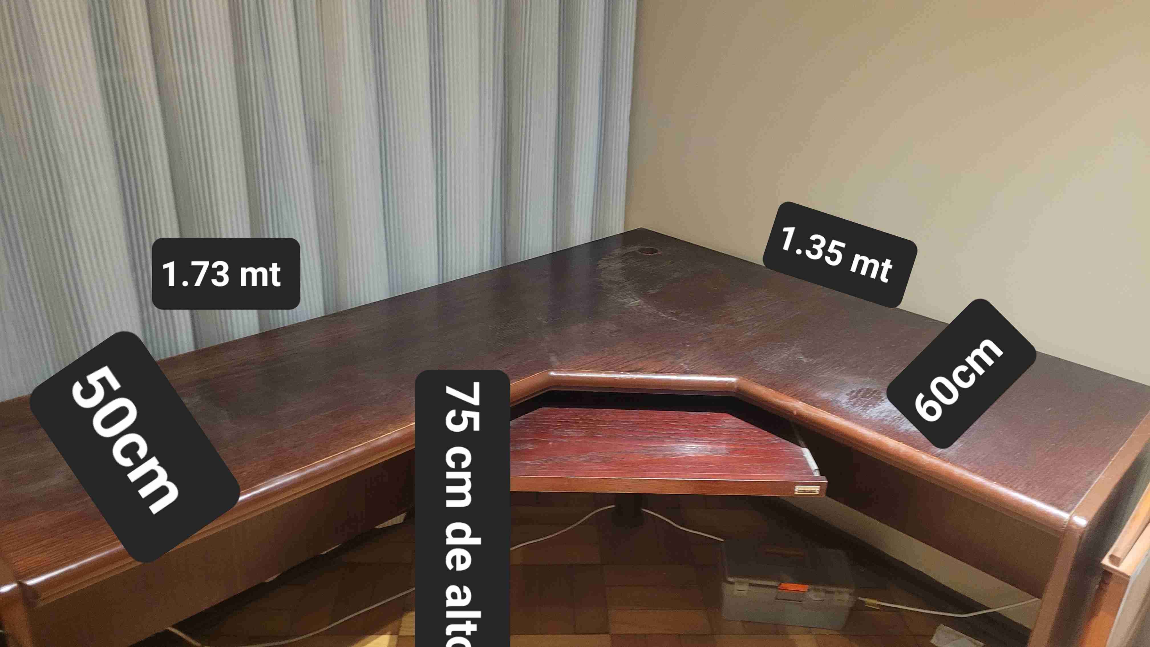 Escritorio en L de madera - miniatura 2