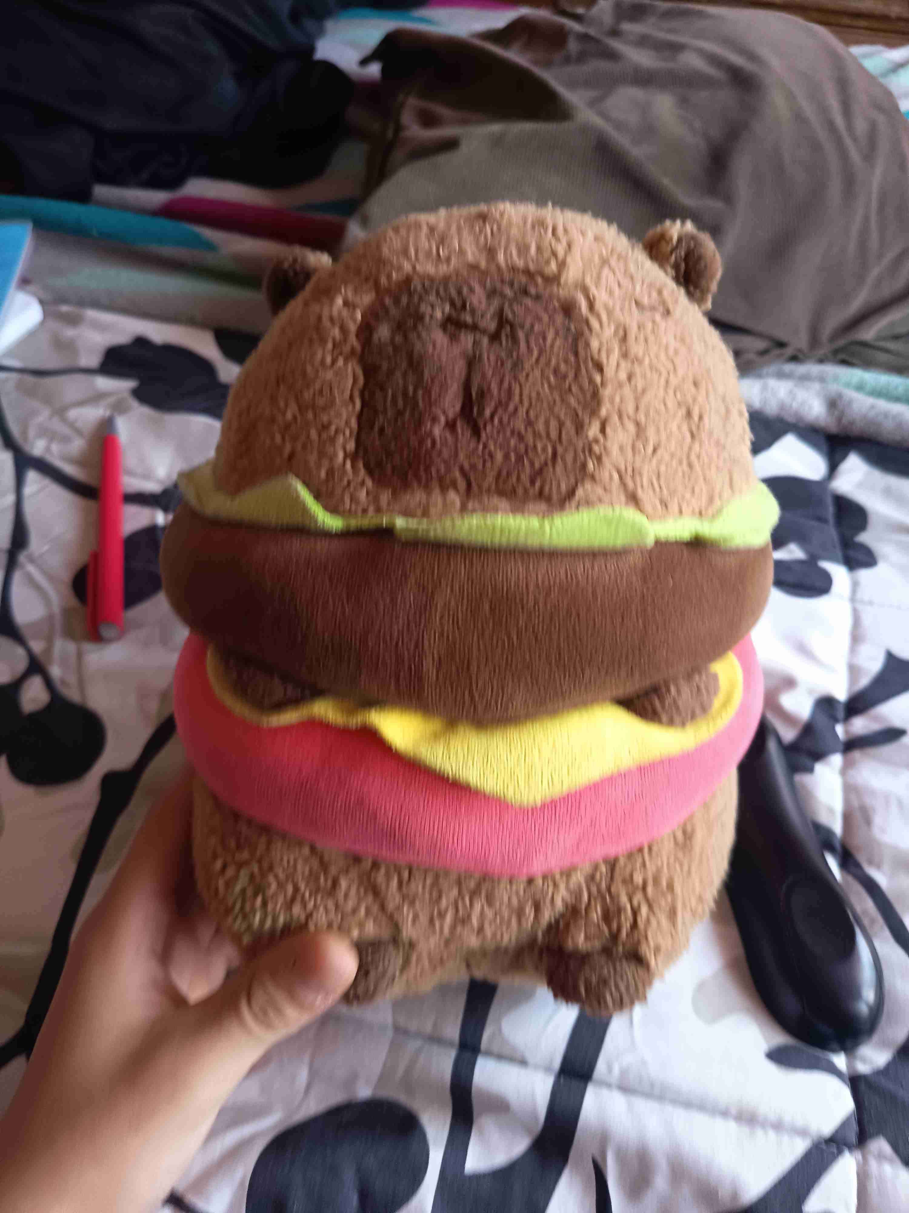 Peluche marrón tipo hamburguesa capibara - miniatura 6