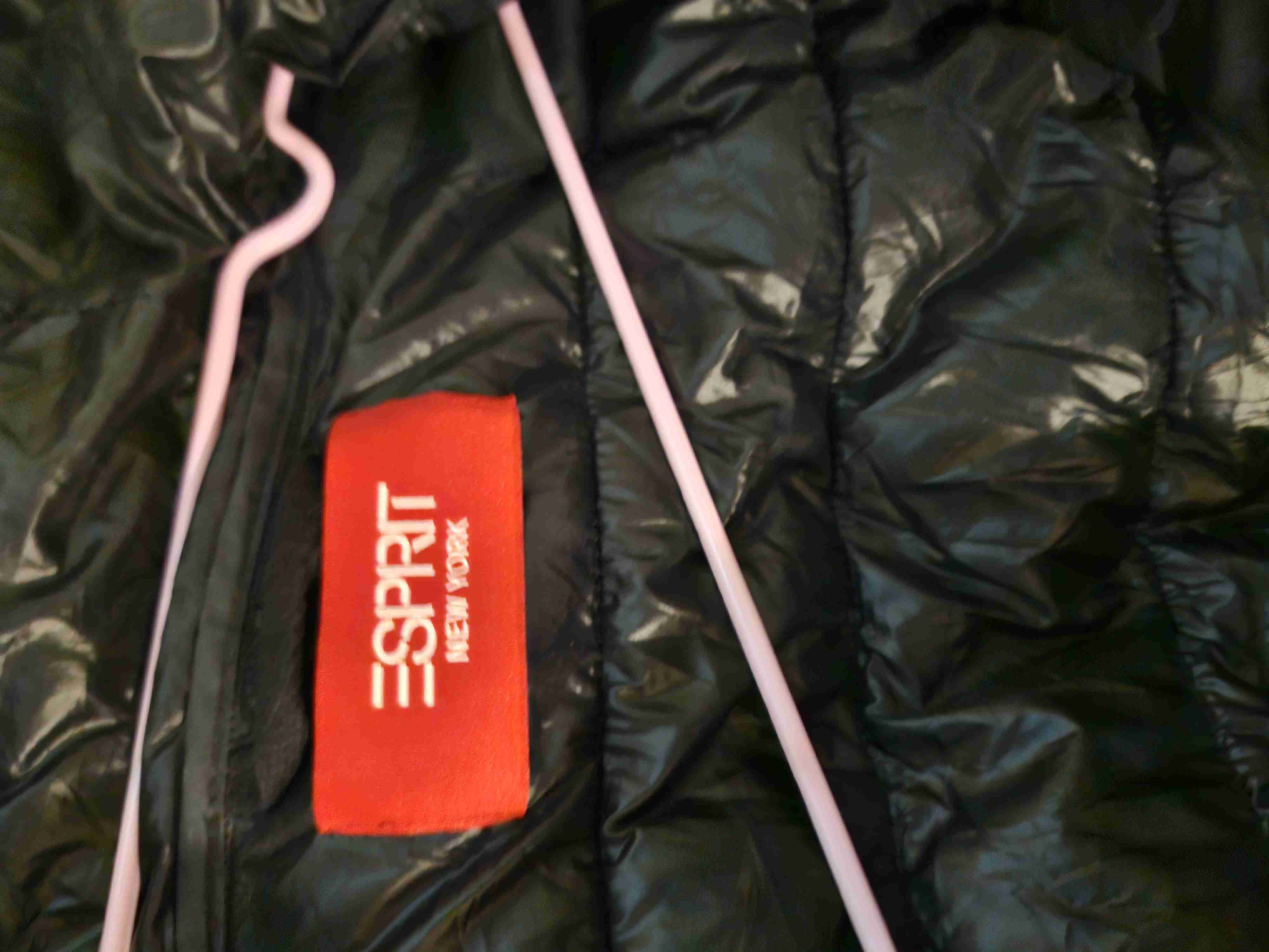 Chaqueta acolchada negro con capucha - miniatura 4