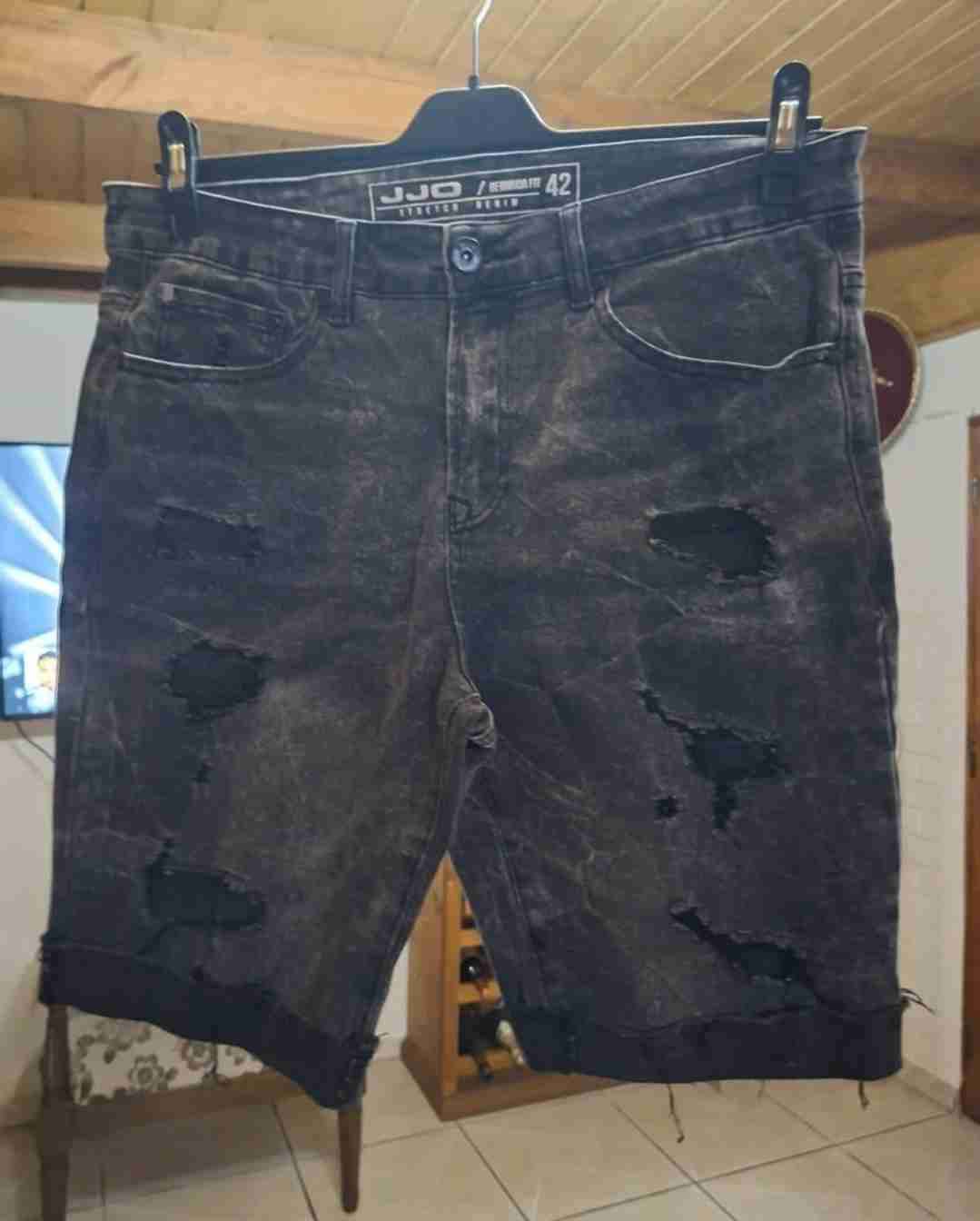 Short jjo talla 42 - miniatura 1