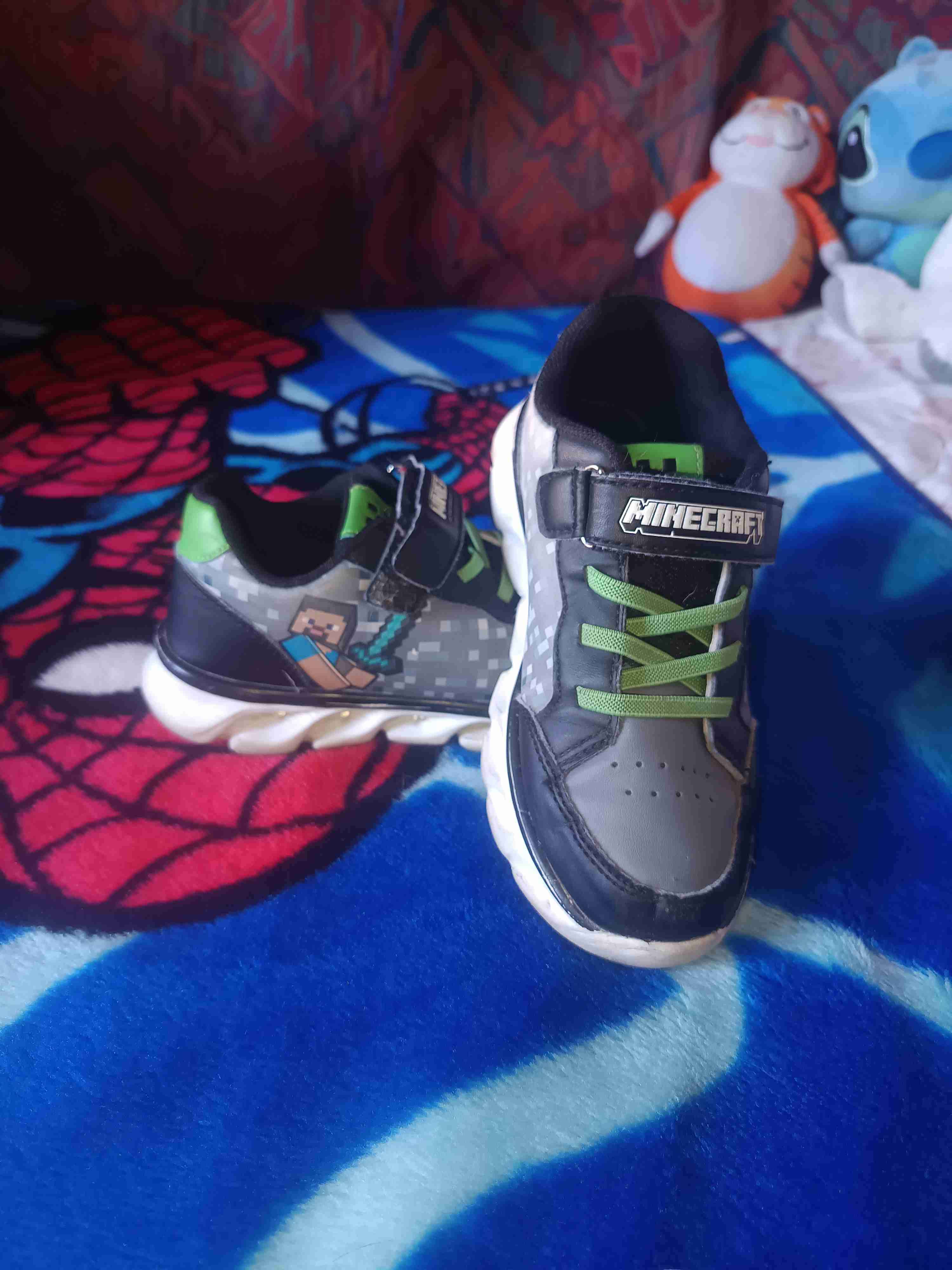 Zapatillas Minecraft grises y verdes - miniatura 1