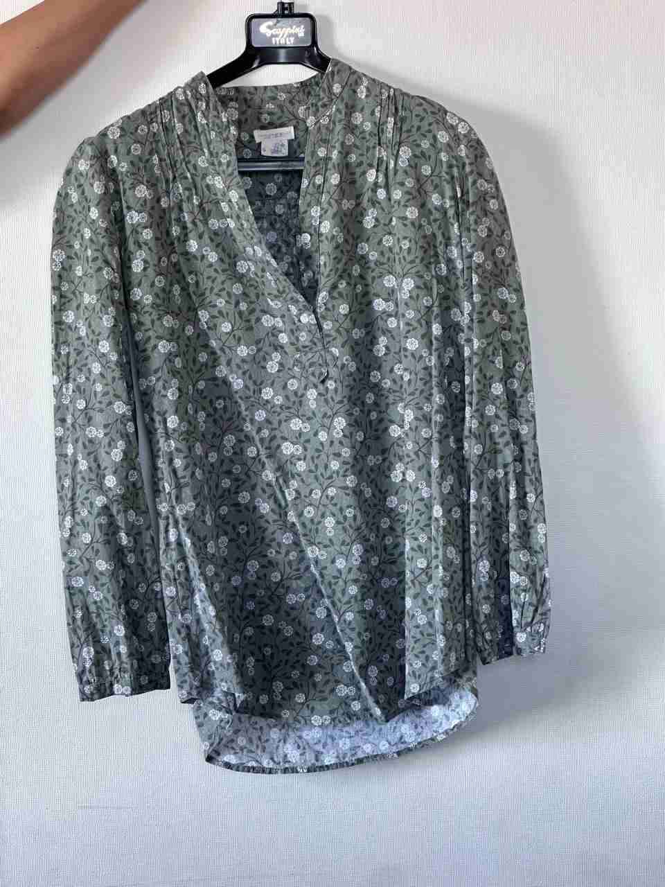 Blusa floral gris de manga larga - miniatura 1